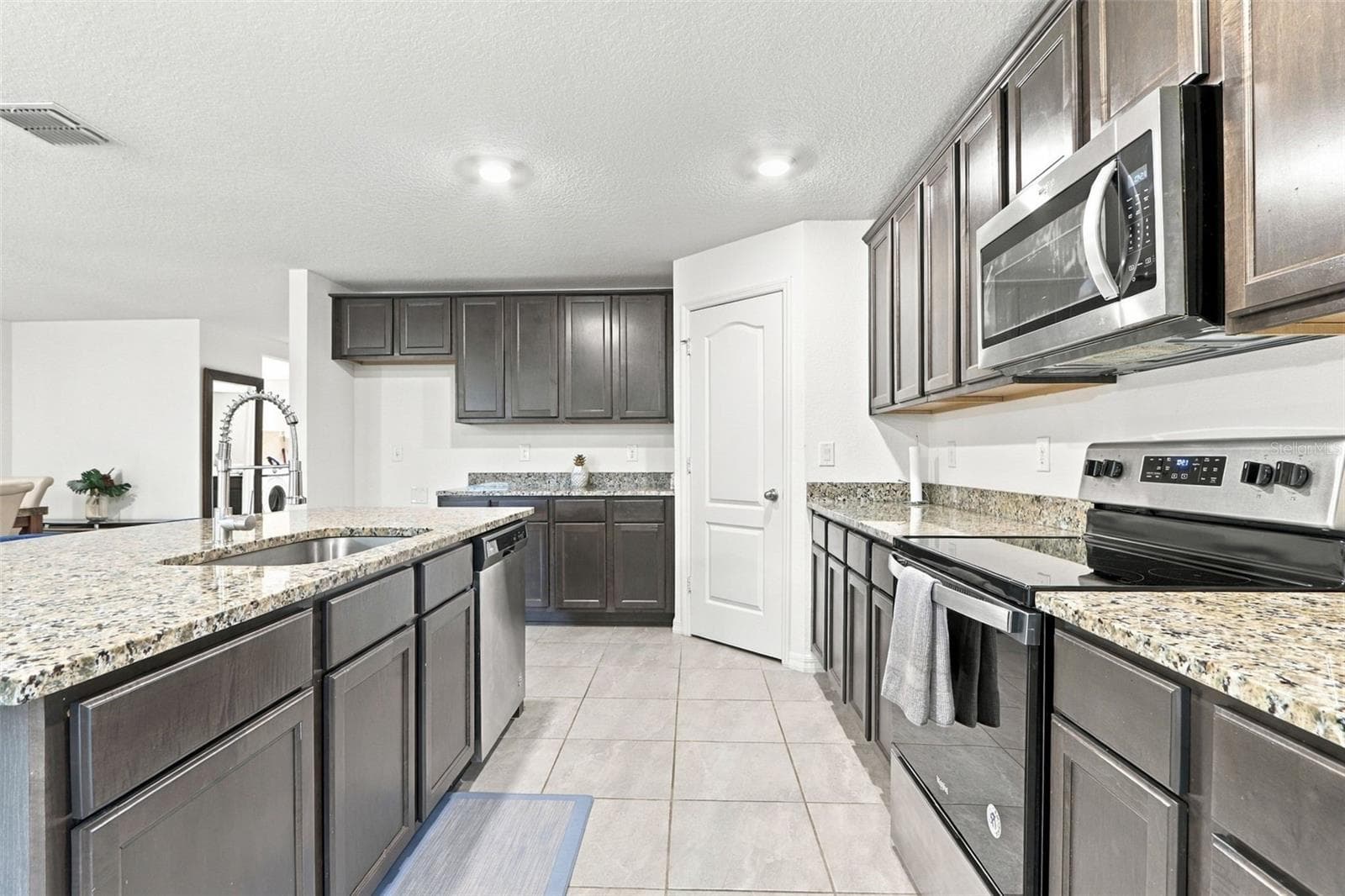 Single Family Residence at 71 ROYAL OAK DR, PALM COAST, photo 6 of 20