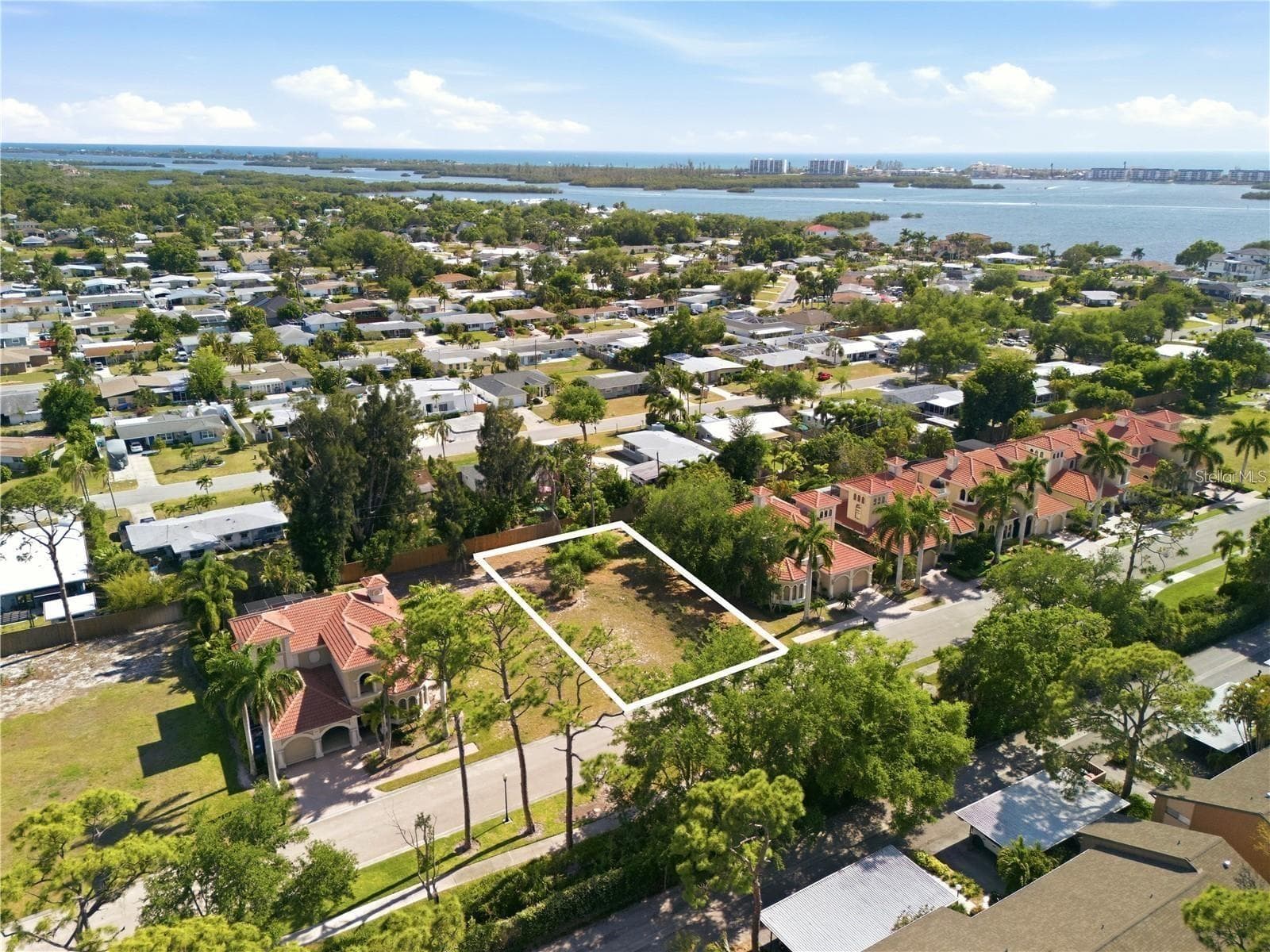 Single Family Residence at 1740 ASSISI DR, SARASOTA, photo 6 of 17