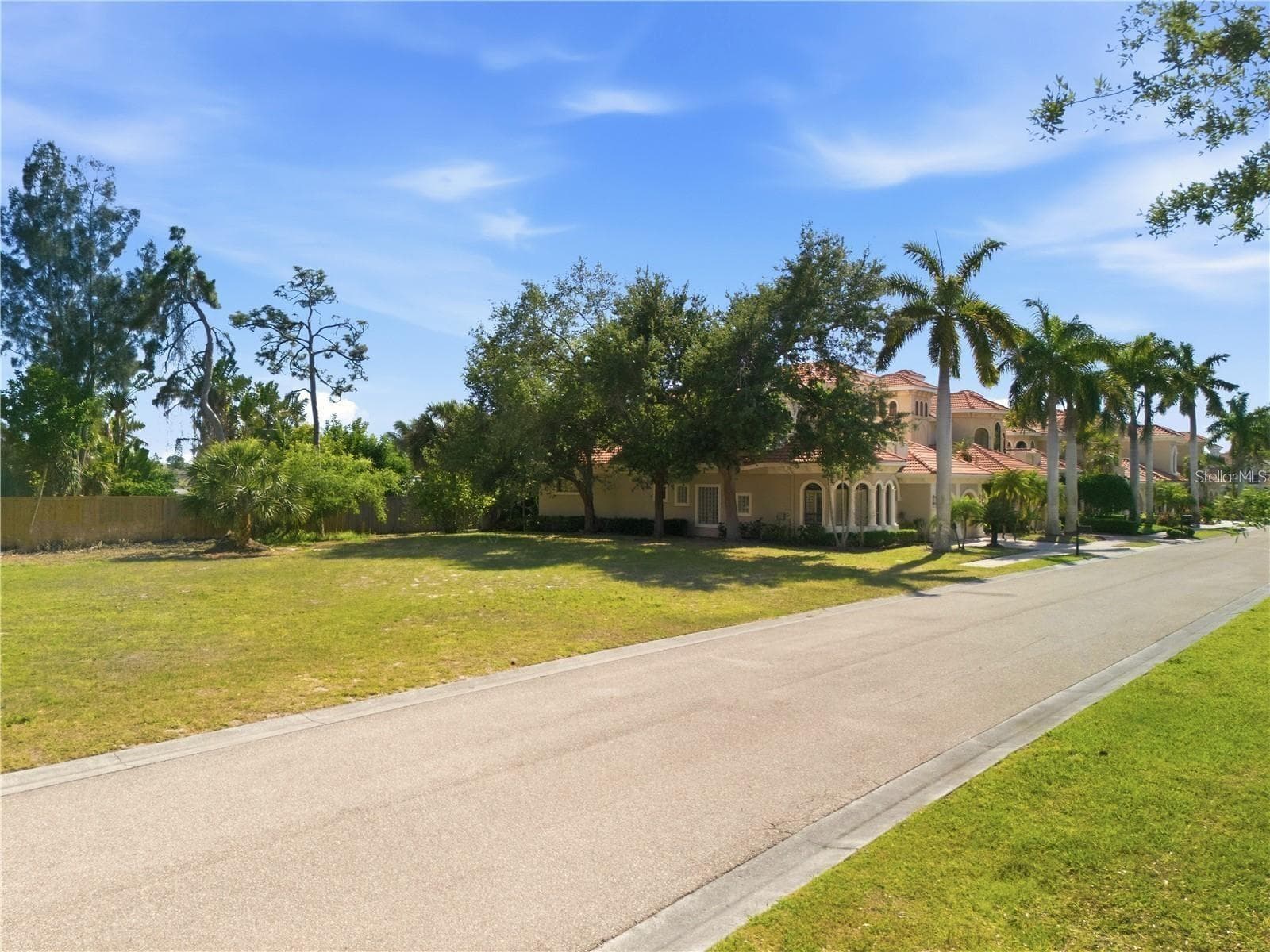 Single Family Residence at 1740 ASSISI DR, SARASOTA, photo 11 of 17