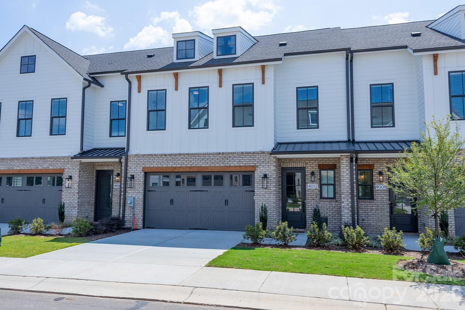 Townhouse at 4012 Hickory Springs Lane, Charlotte, photo 18 of 18