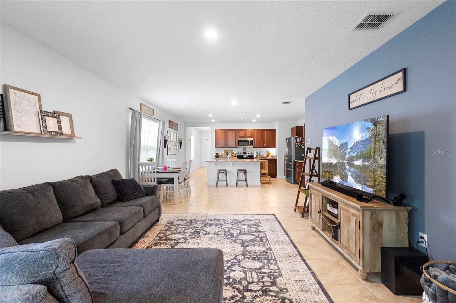 Single Family Residence at 211 DUKE DR, DELAND, photo 16 of 38