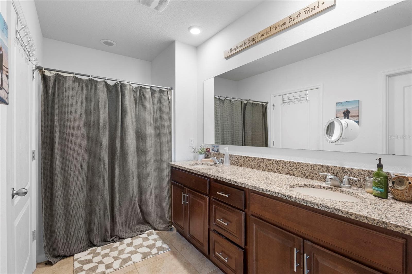 Single Family Residence at 211 DUKE DR, DELAND, photo 18 of 38