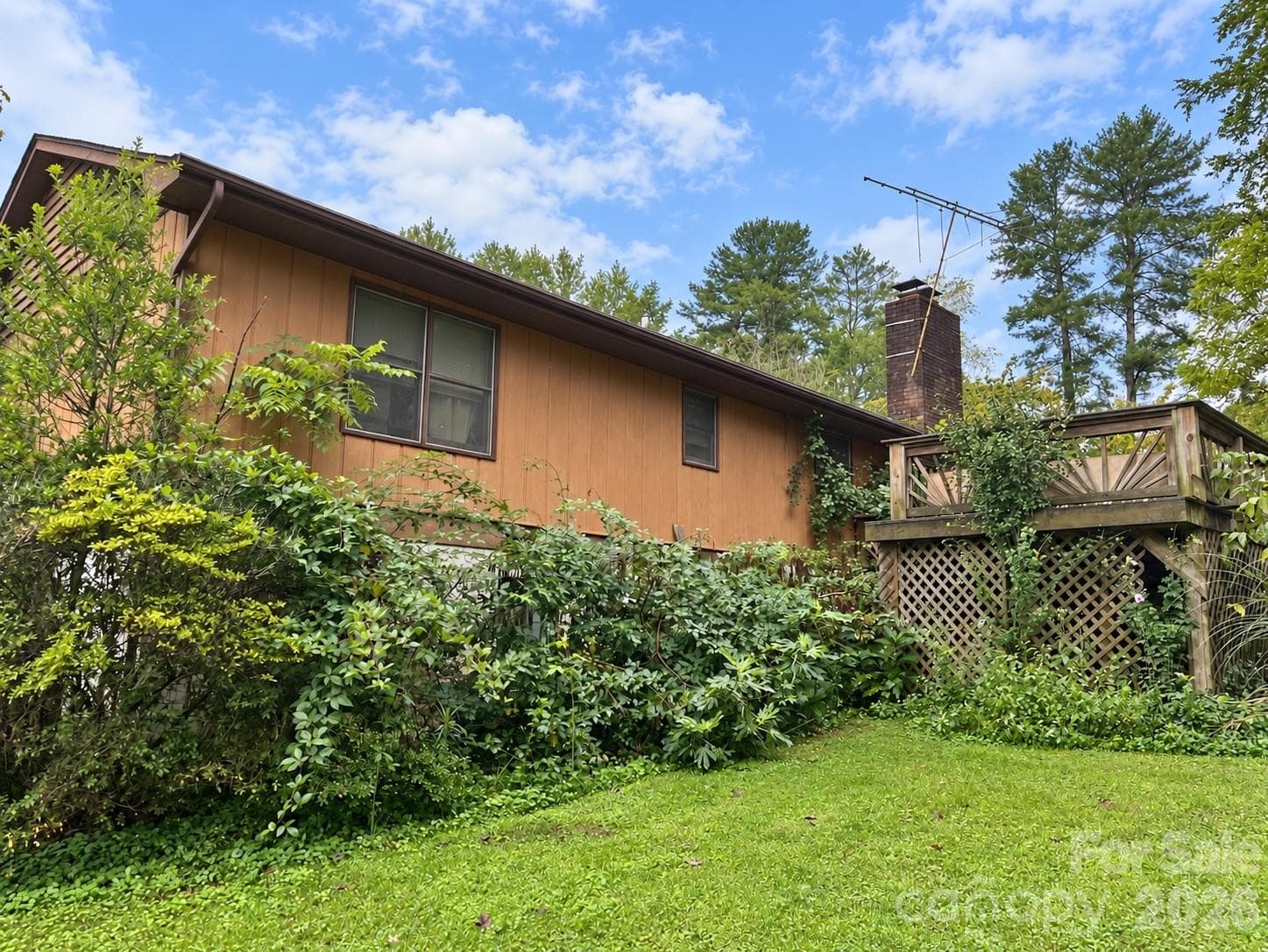 Single Family Residence at 6 Daniel Drive, Fletcher, photo 4 of 15