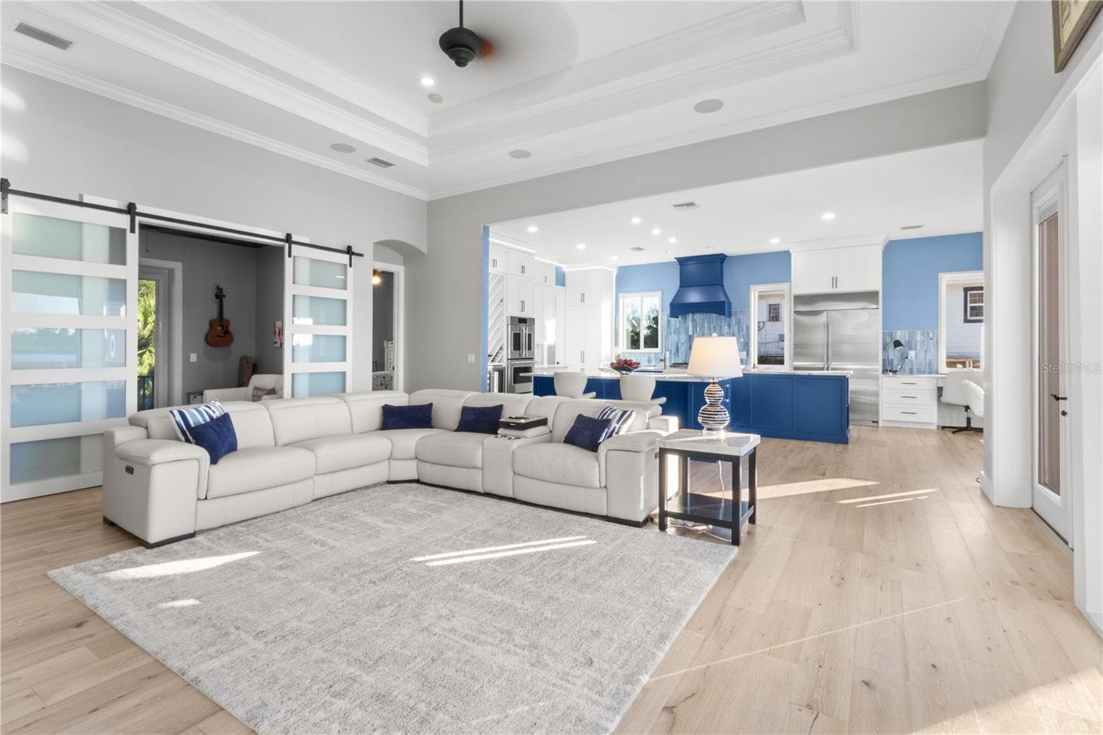 Light-Filled Living Space Designed for Effortless Entertaining - 107 SUNSET DR, NOKOMIS