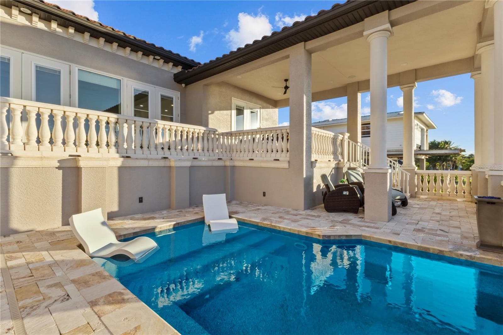 Sun, Swim & Stay Awhile - 107 SUNSET DR, NOKOMIS