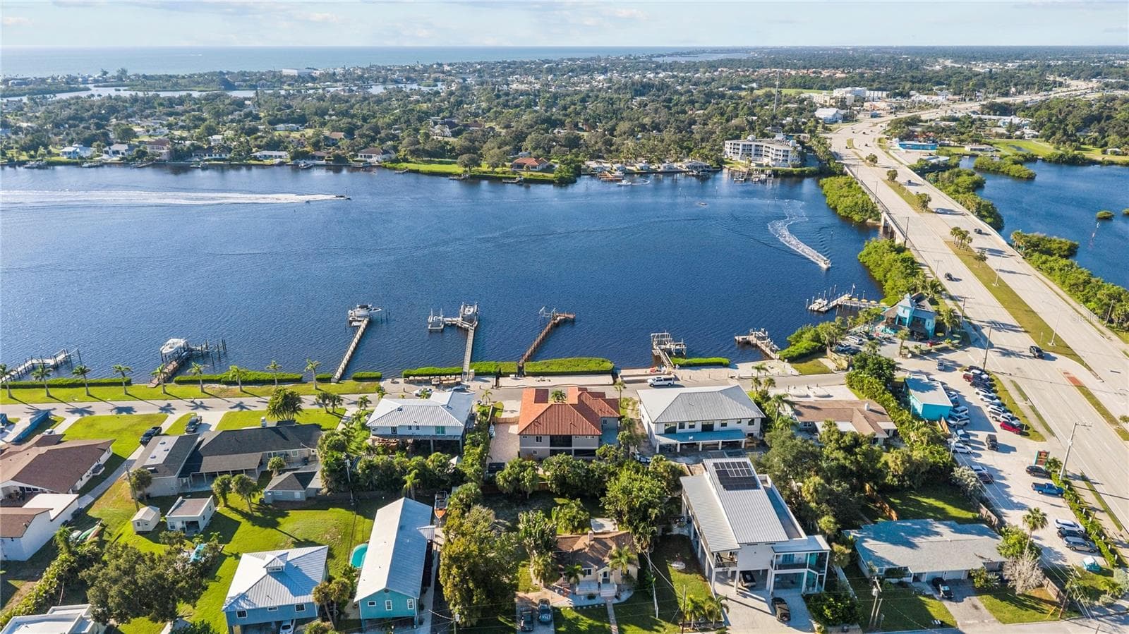 Life Is Better on the Water - 107 SUNSET DR, NOKOMIS