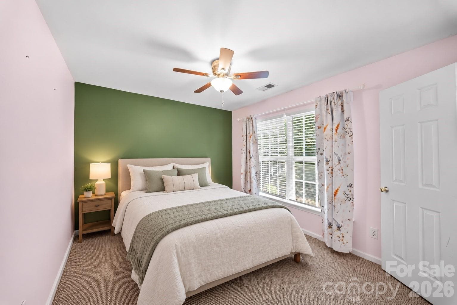 Single Family Residence at 7838 Cafferty Circle, Charlotte, photo 19 of 48