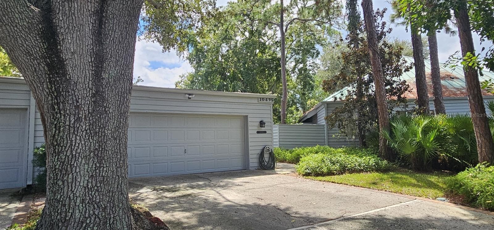 Single Family Residence at 10495 LONGWOOD DR, LARGO, photo 4 of 82