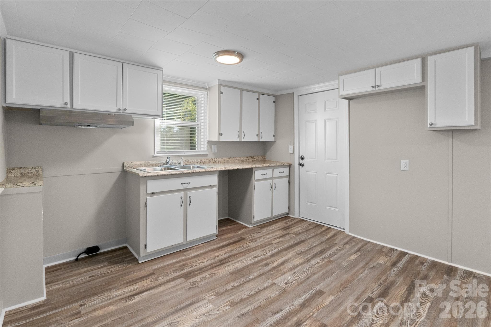 Single Family Residence at 313 Robinson Street, Rock Hill, photo 14 of 27