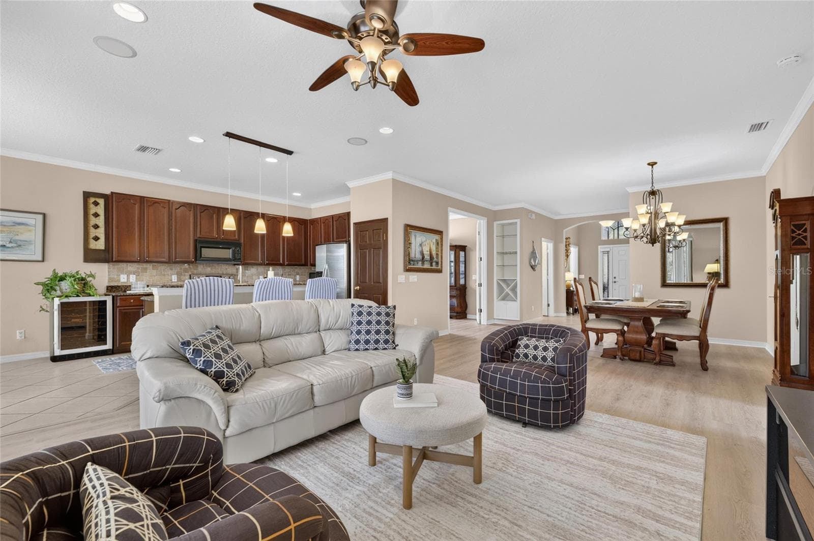 Single Family Residence at 144 SILVER FALLS DR, APOLLO BEACH, photo 23 of 71