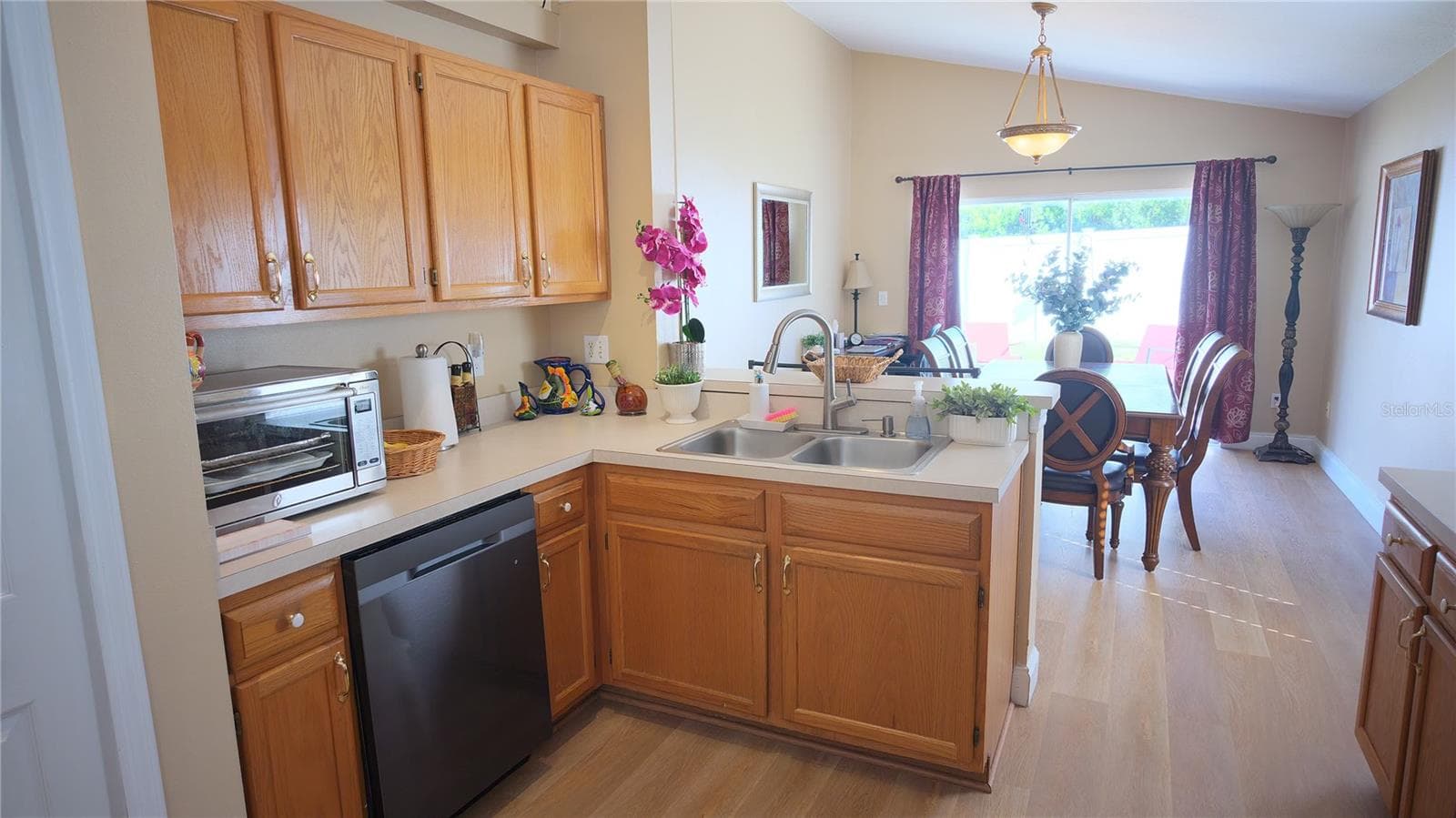 Single Family Residence at 2135 COBBLEFIELD CIR, APOPKA, photo 5 of 16