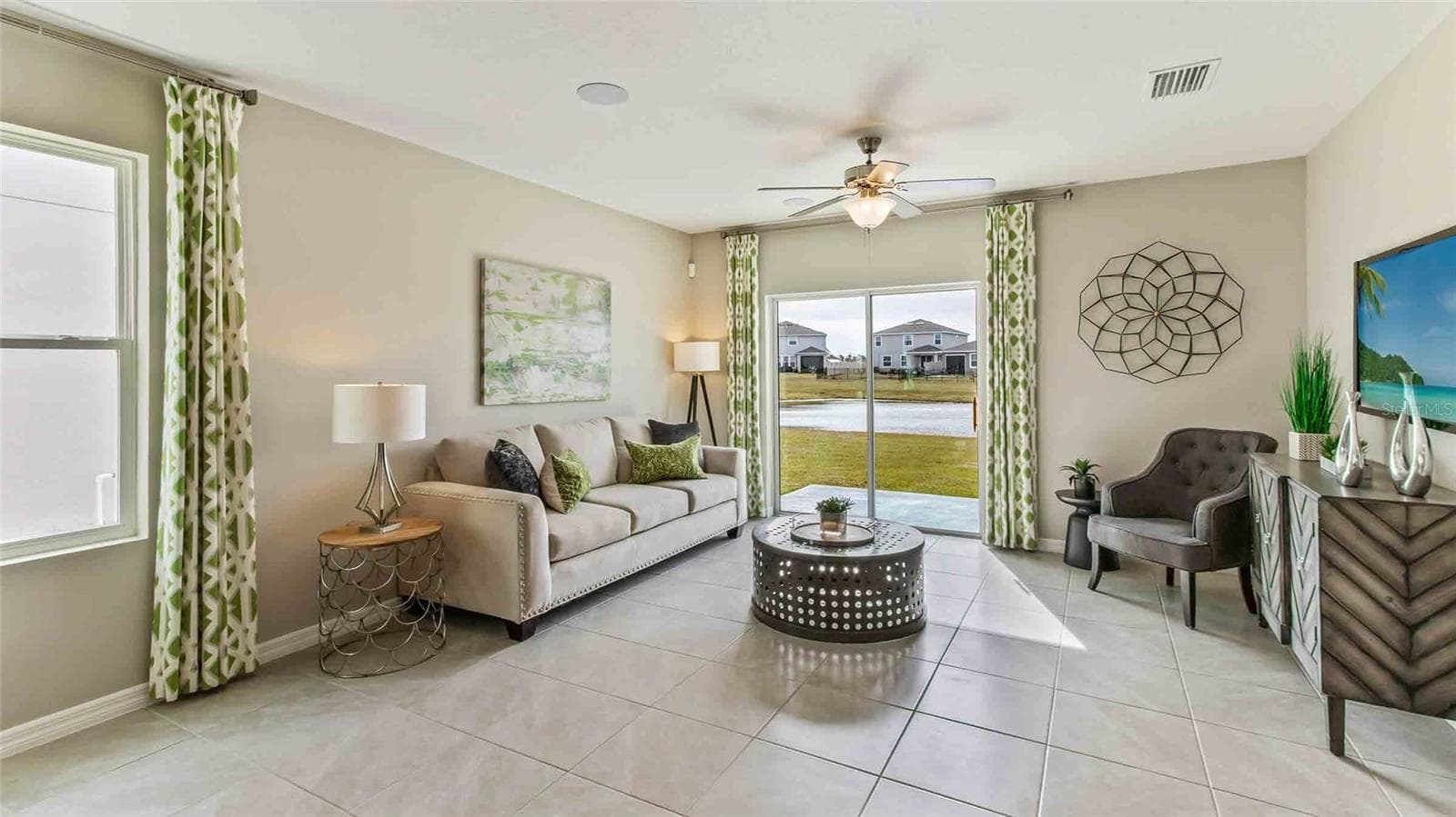 Single Family Residence at 9846 BRAVE BUCK AVE, LAND O LAKES, photo 6 of 17