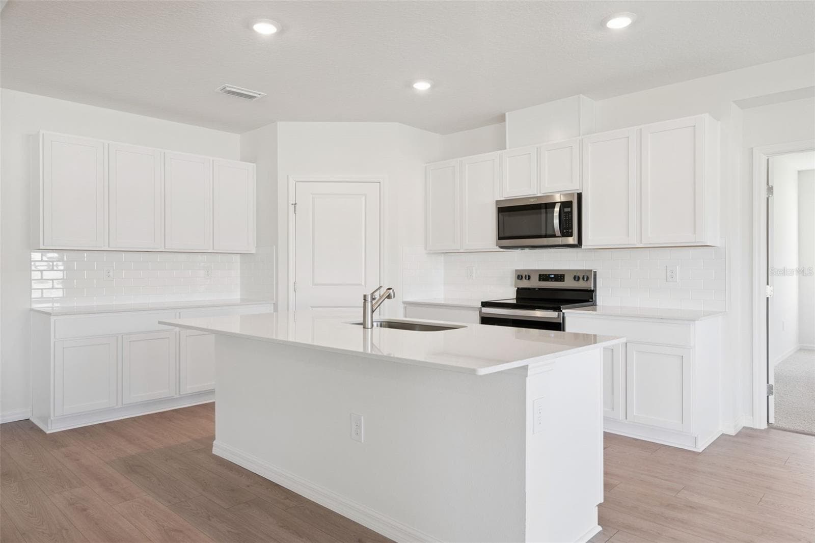 Single Family Residence at 2515 DORSET CT, ORMOND BEACH, photo 14 of 24