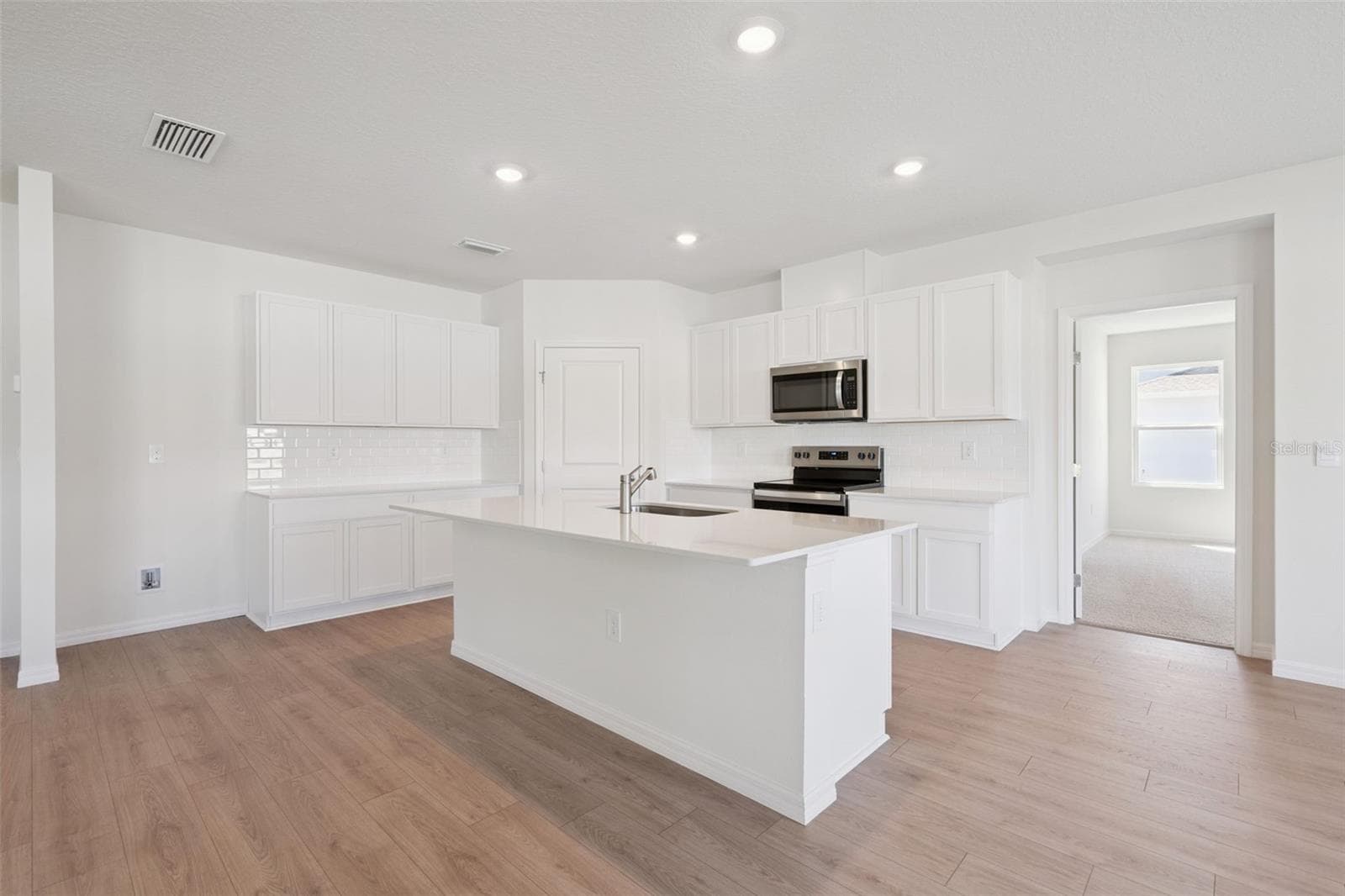 Single Family Residence at 2515 DORSET CT, ORMOND BEACH, photo 15 of 24