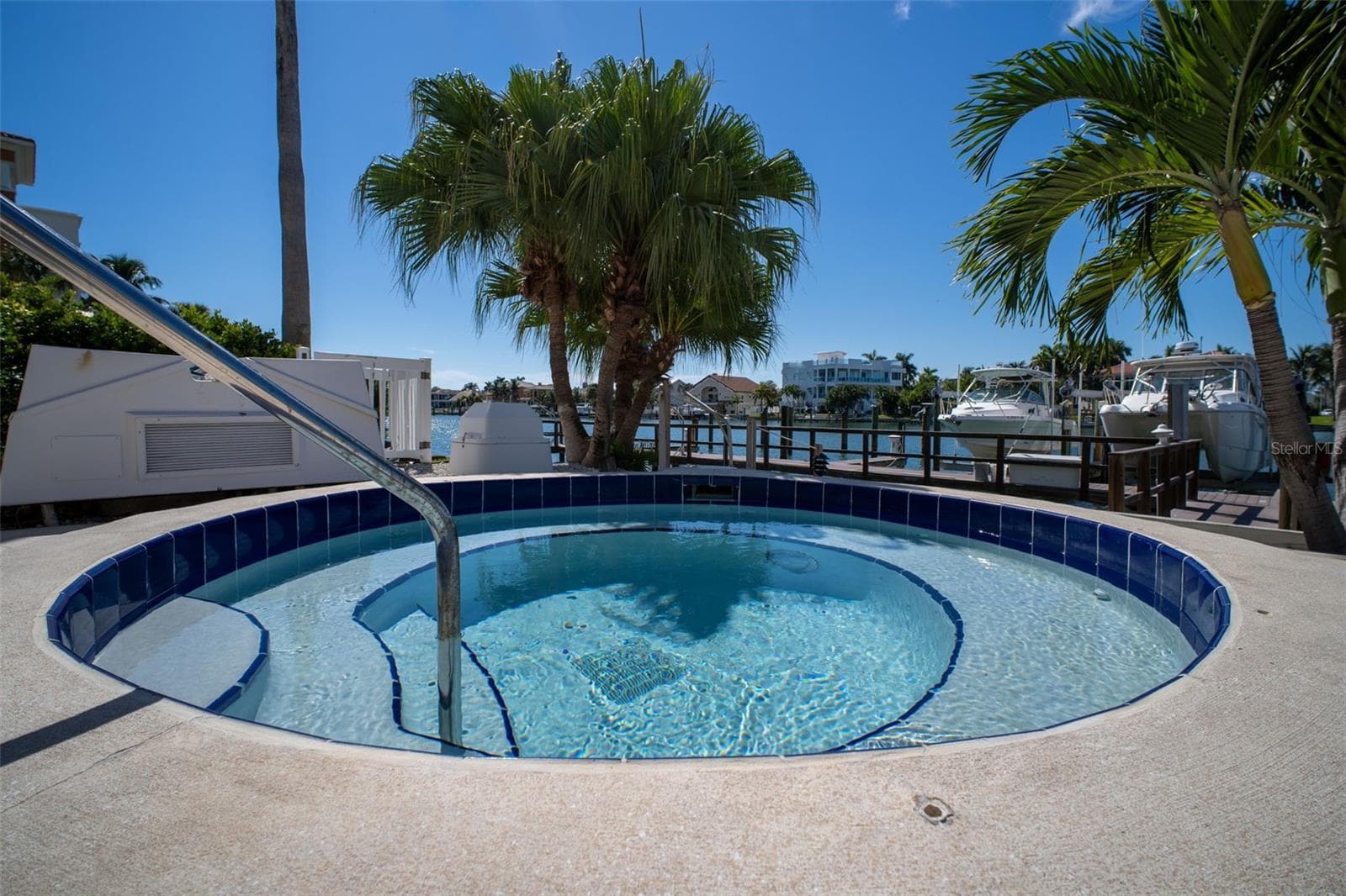 Spa - 544 PINELLAS BAYWAY S #F8, TIERRA VERDE