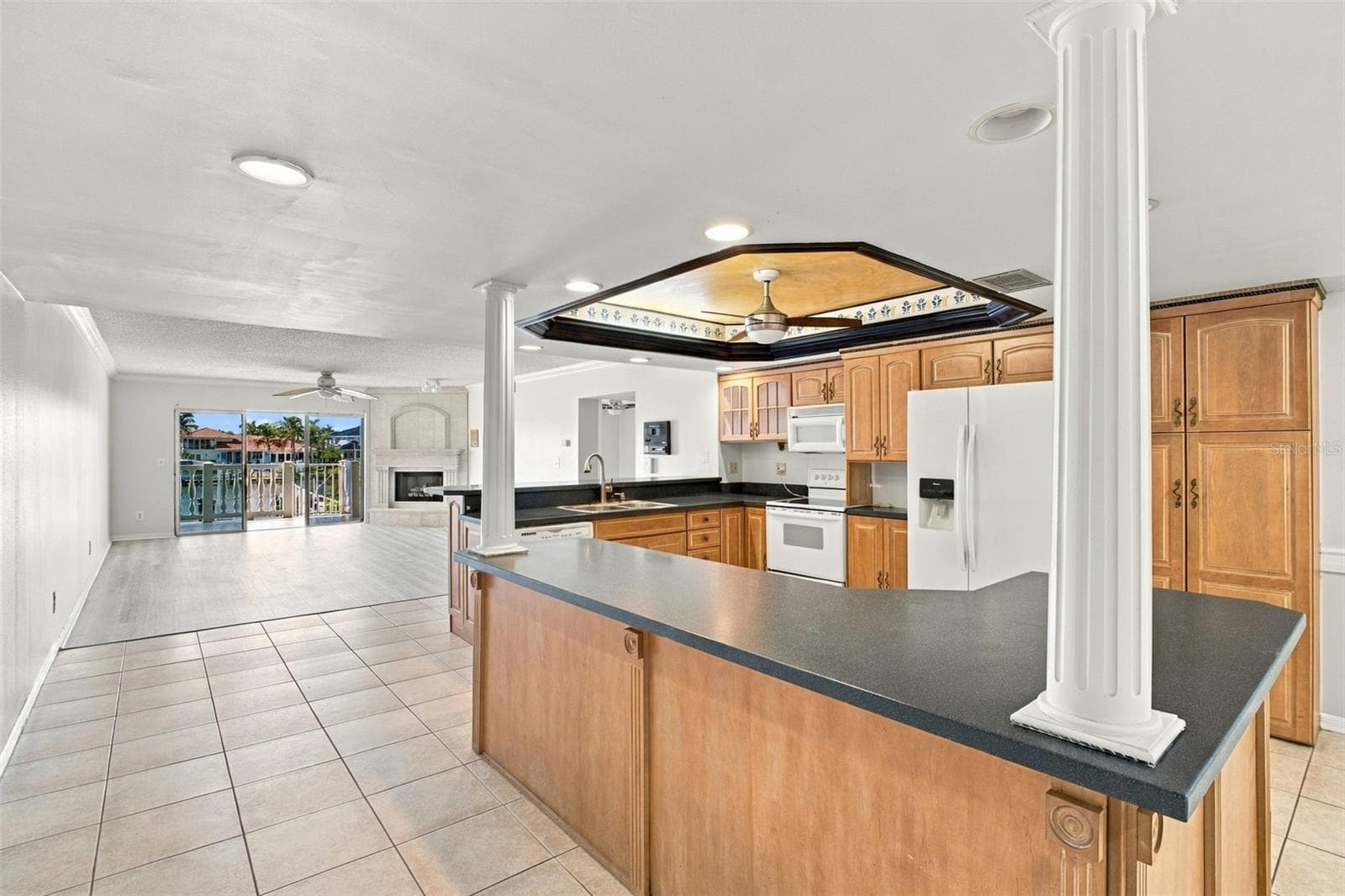 Kitchen - 544 PINELLAS BAYWAY S #F8, TIERRA VERDE