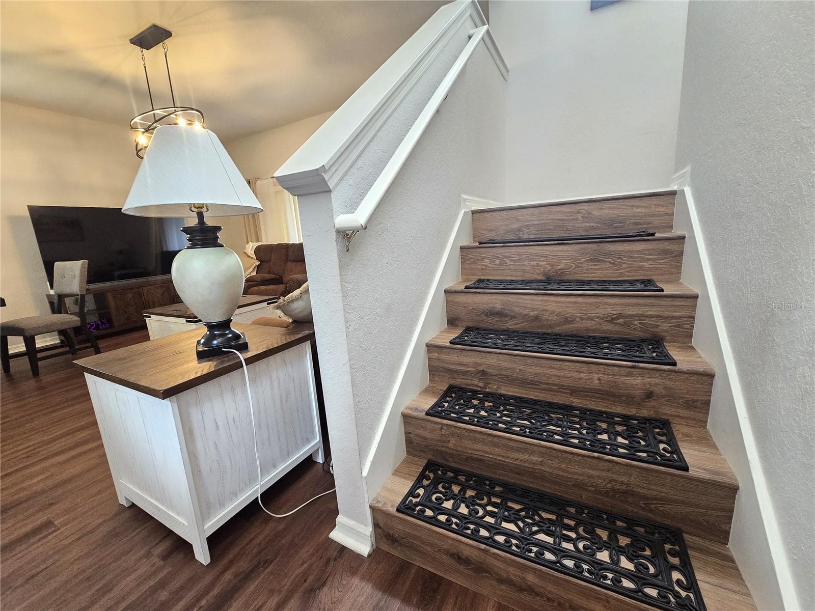 Townhouse at 354 LA MIRAGE ST, DAVENPORT, photo 14 of 37