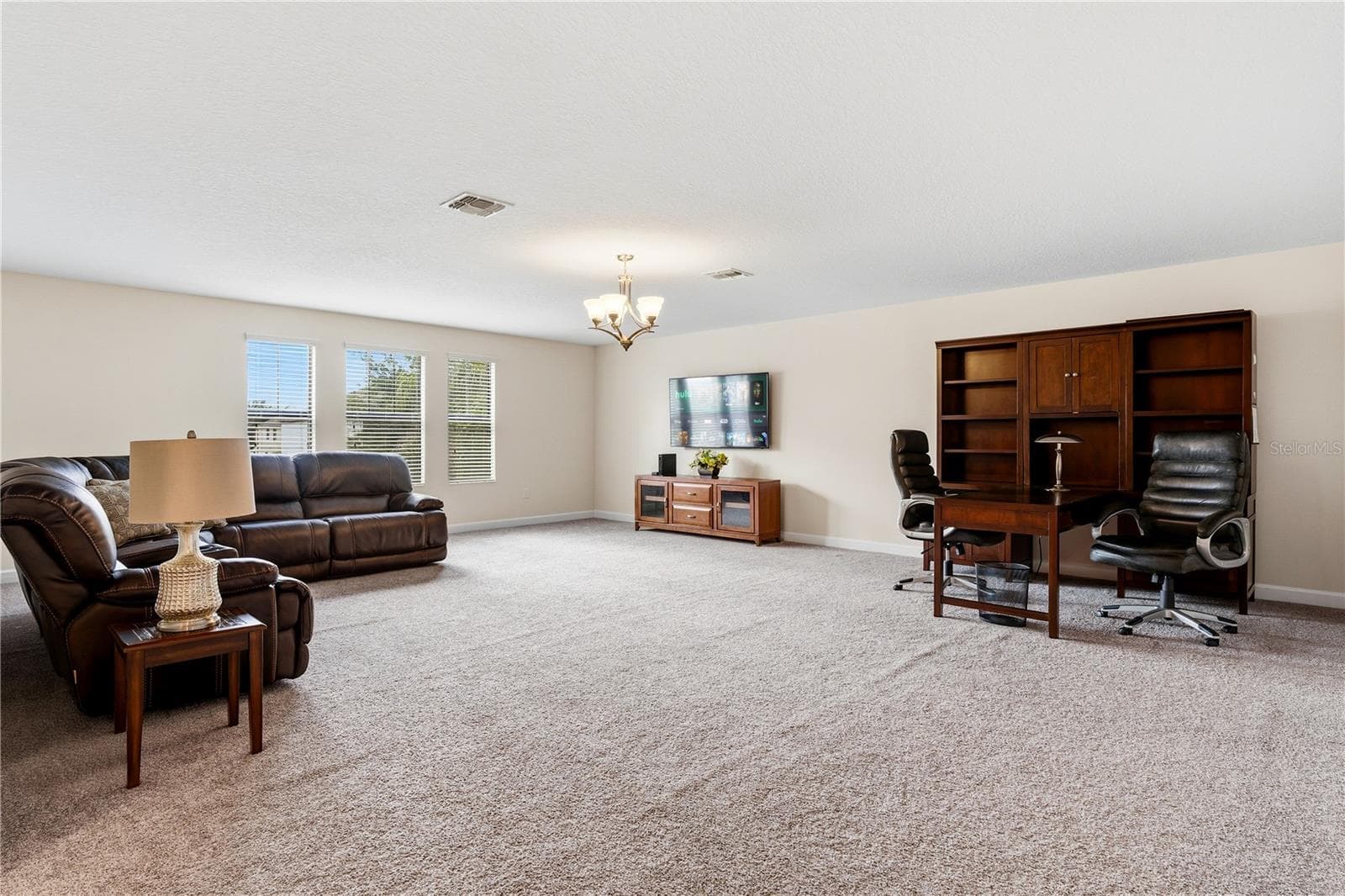Single Family Residence at 15007 NIGHT HERON DR, WINTER GARDEN, photo 12 of 65