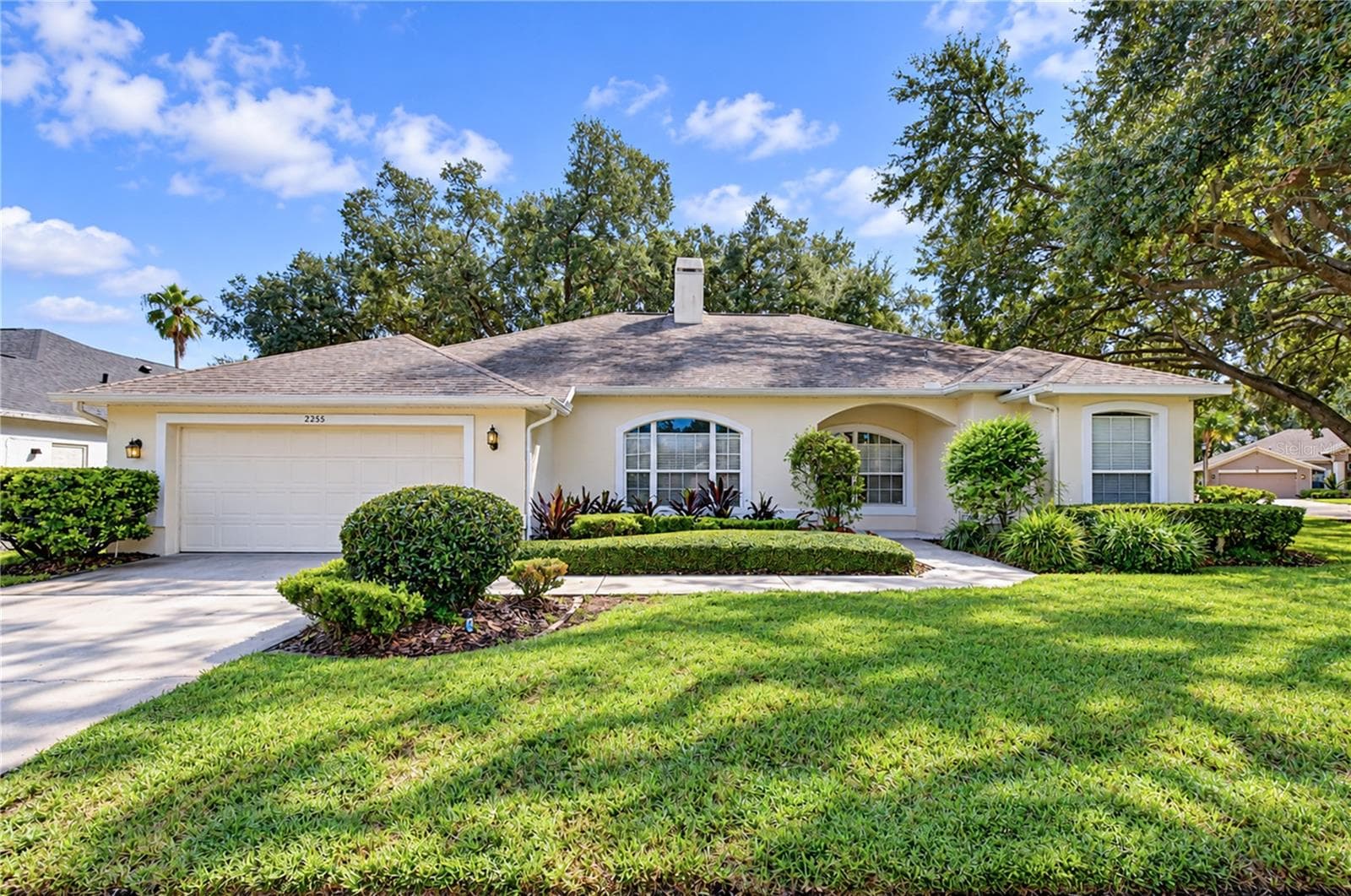 2255 EAGLE BLUFF DR
