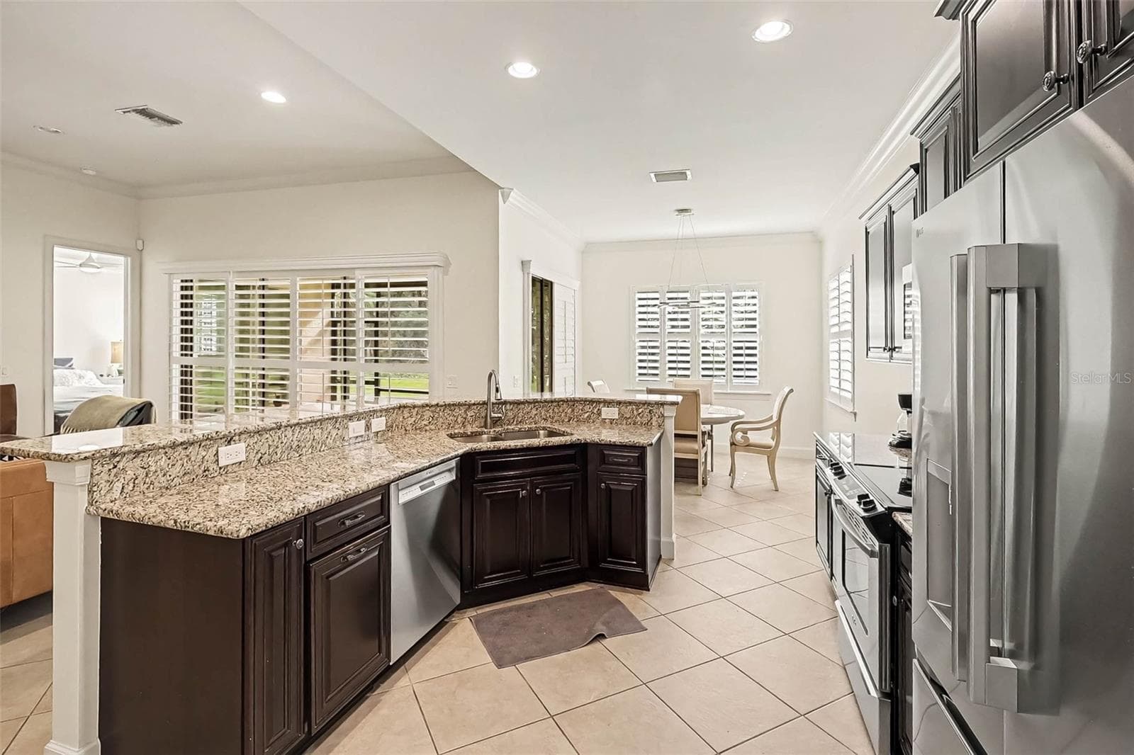 Kitchen - 10534 YORKSTONE DR, BONITA SPRINGS