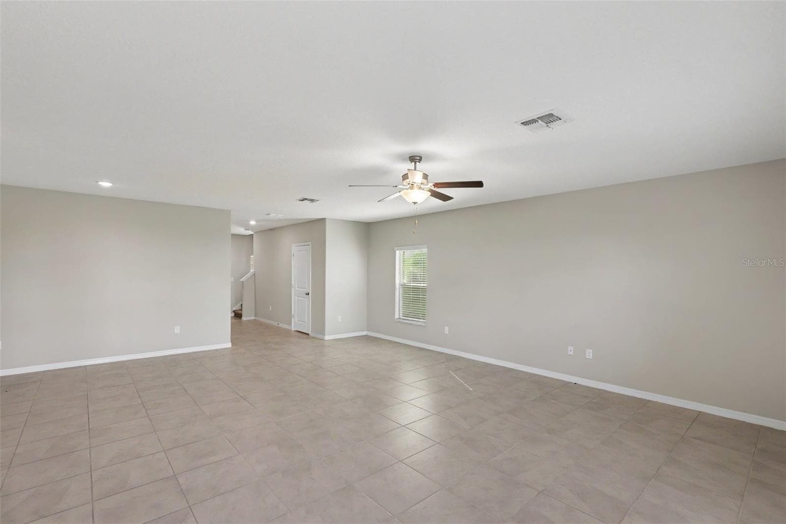 Single Family Residence at 15535 MILLER CREEK DR, SUN CITY CENTER, photo 3 of 19