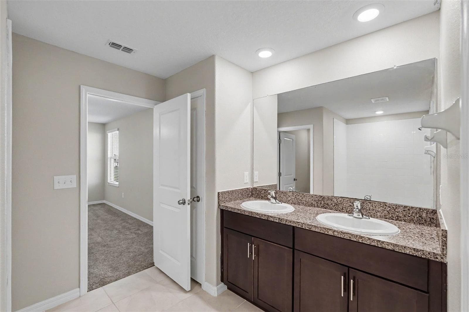 Single Family Residence at 15535 MILLER CREEK DR, SUN CITY CENTER, photo 13 of 19