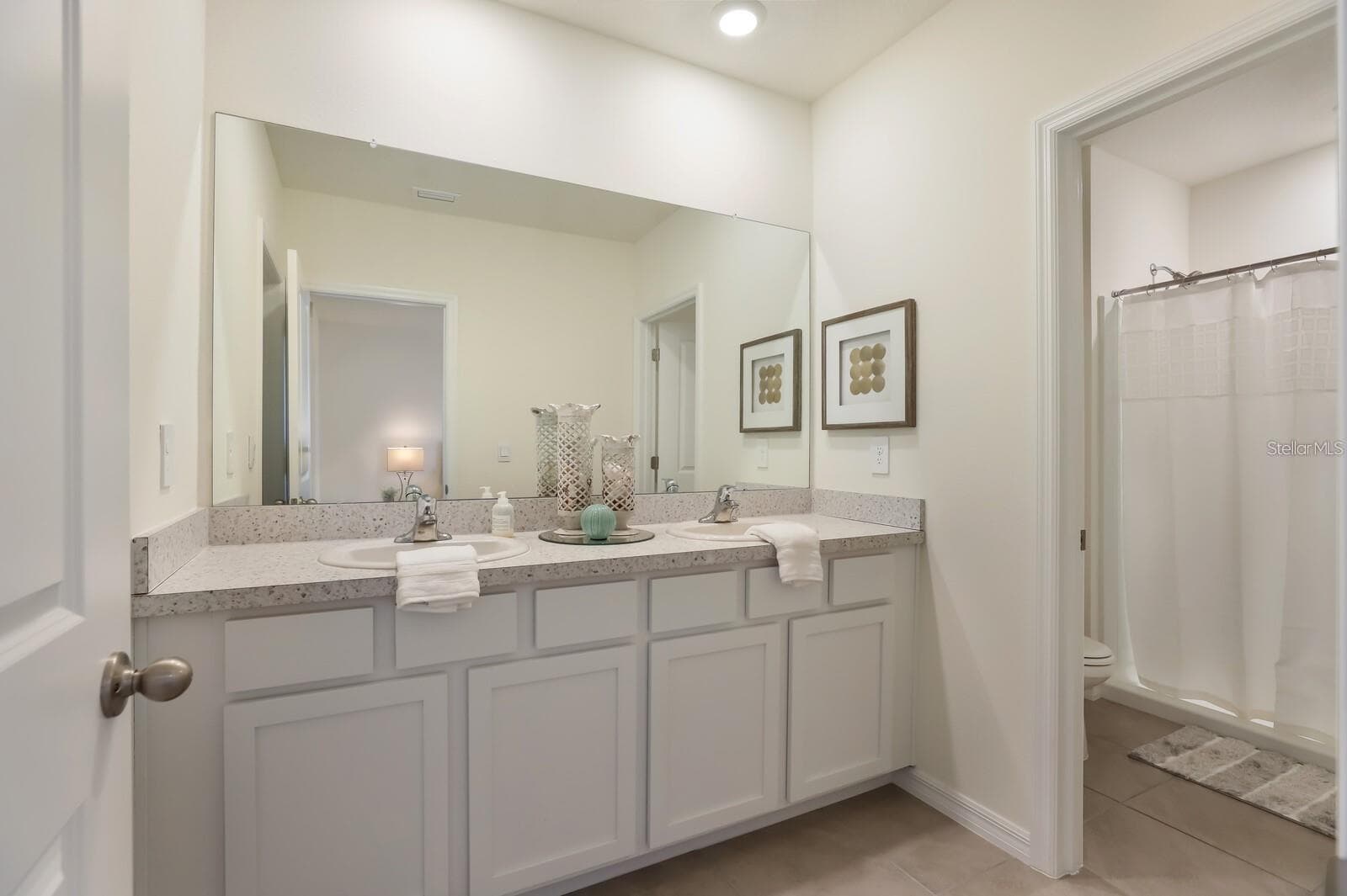 Townhouse at 8916 MILESTONE DR, SARASOTA, photo 21 of 26
