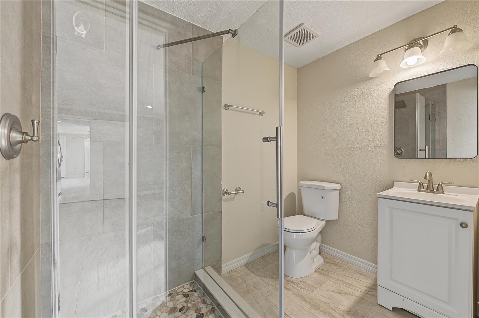Bathroom 2 - Unit 1 - 5117 Mallett Drive - 5117 MALLETT DR, PORT RICHEY