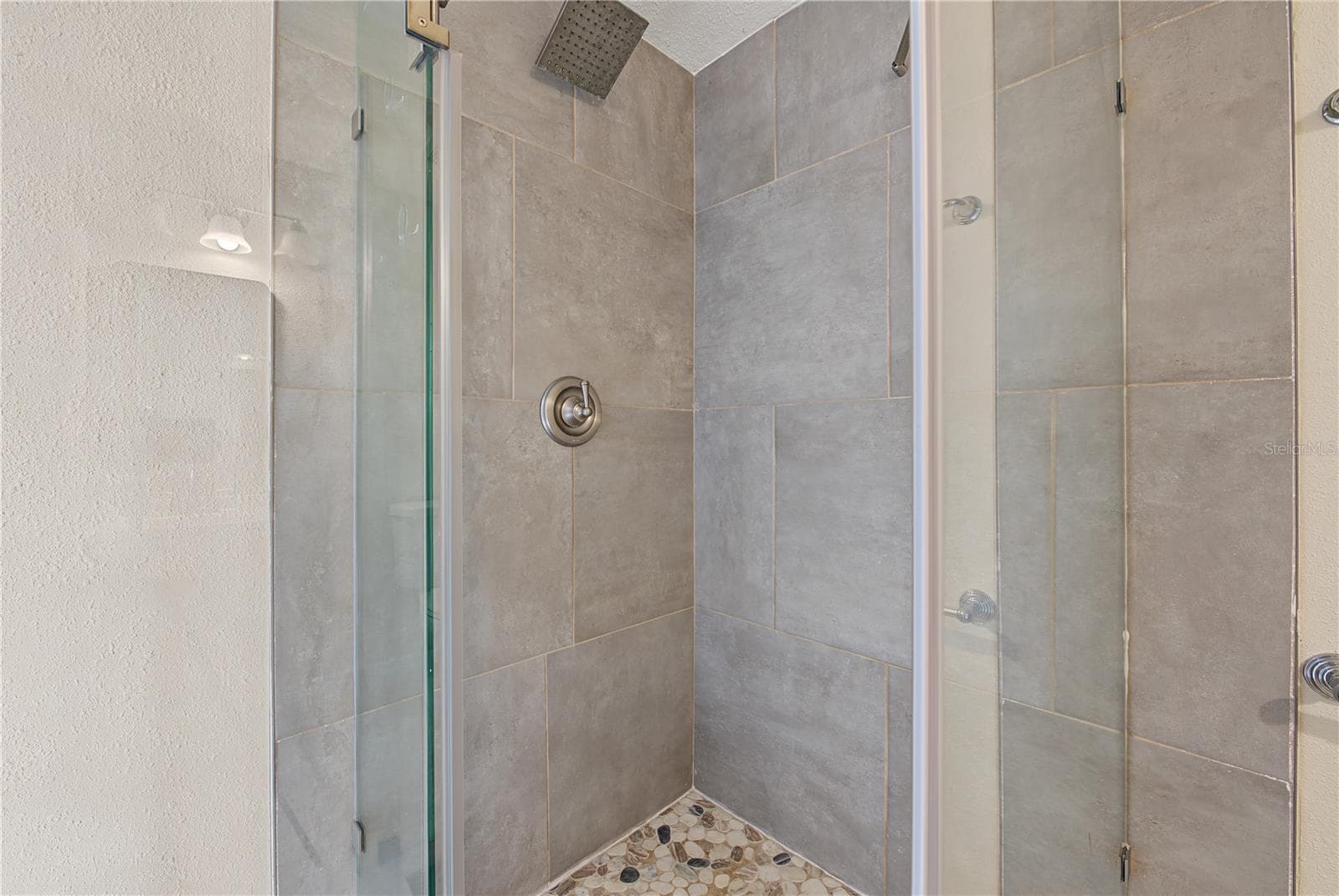 Bathroom 2 - Unit 1 - 5117 Mallett Drive - 5117 MALLETT DR, PORT RICHEY