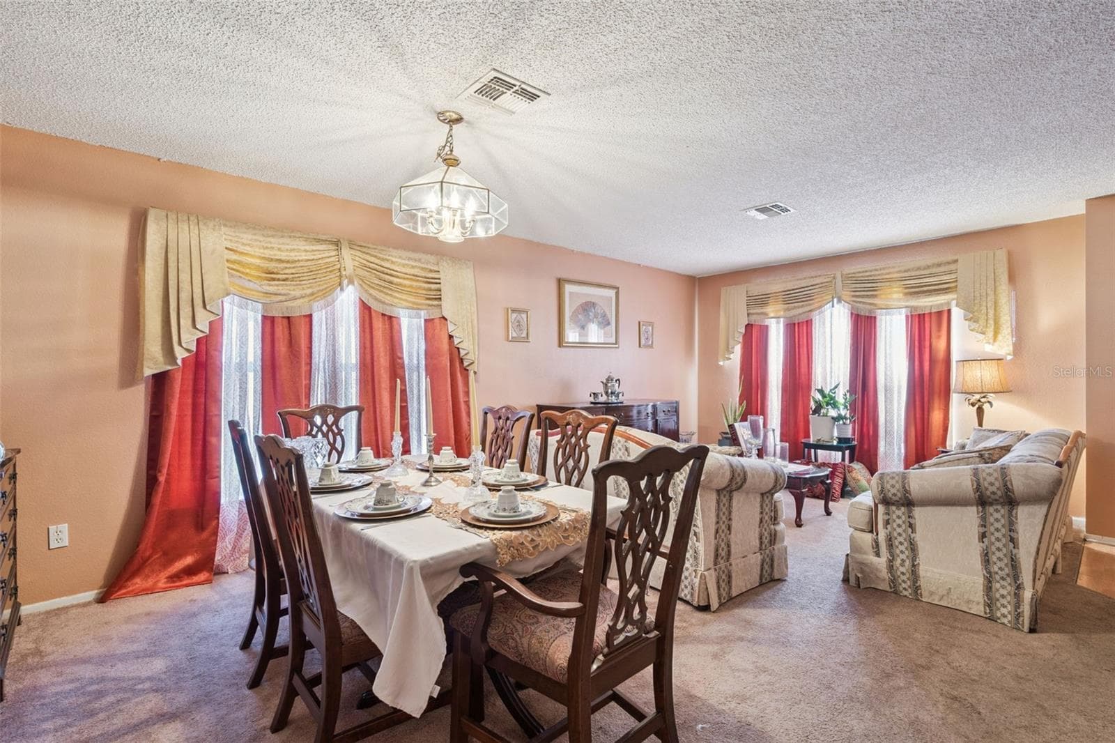 Single Family Residence at 1134 KEMPTON CHASE PKWY, ORLANDO, photo 13 of 35