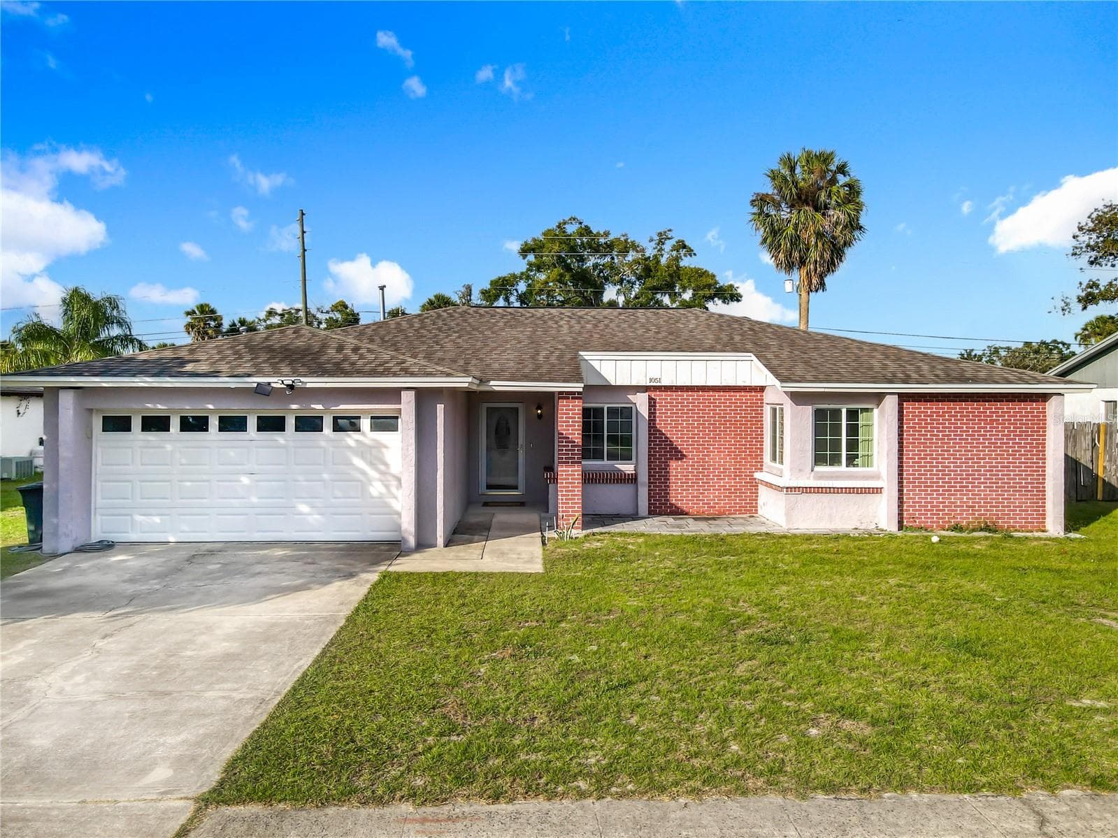 1051 ALAMEDA DR