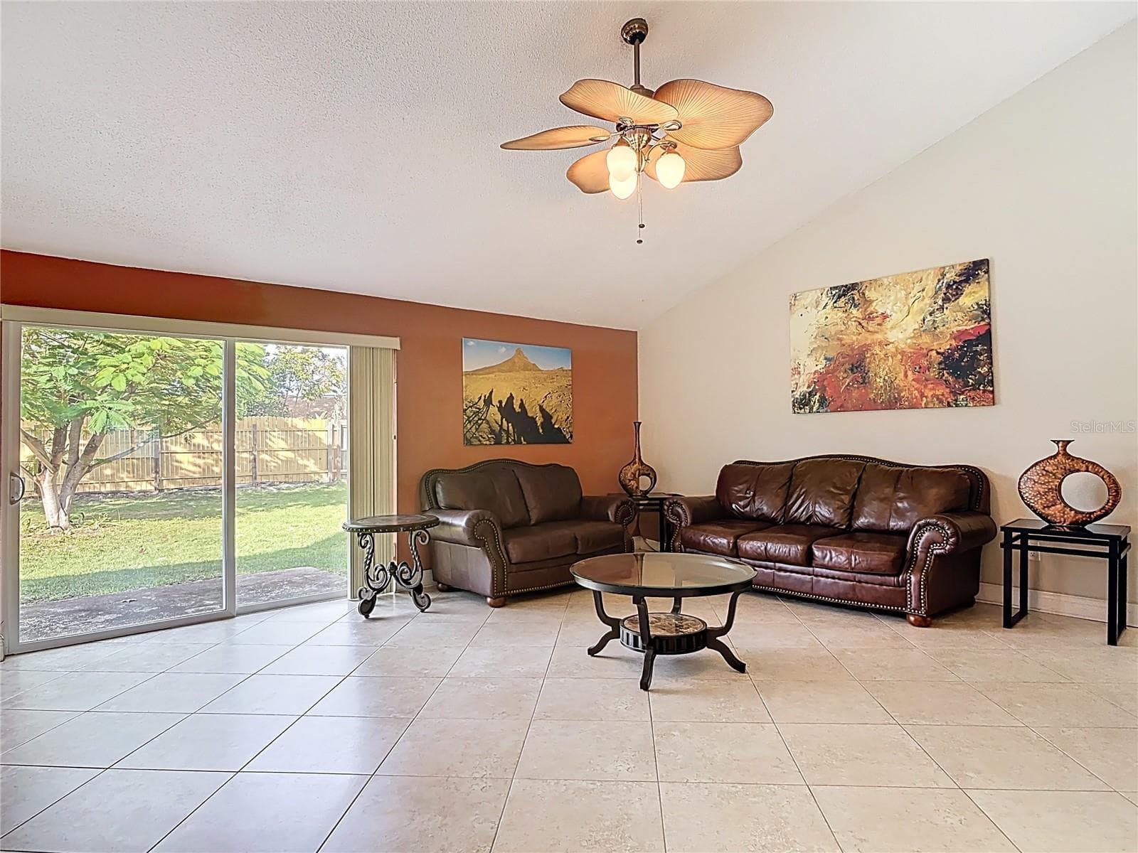 Single Family Residence at 1051 ALAMEDA DR, LONGWOOD, photo 6 of 33