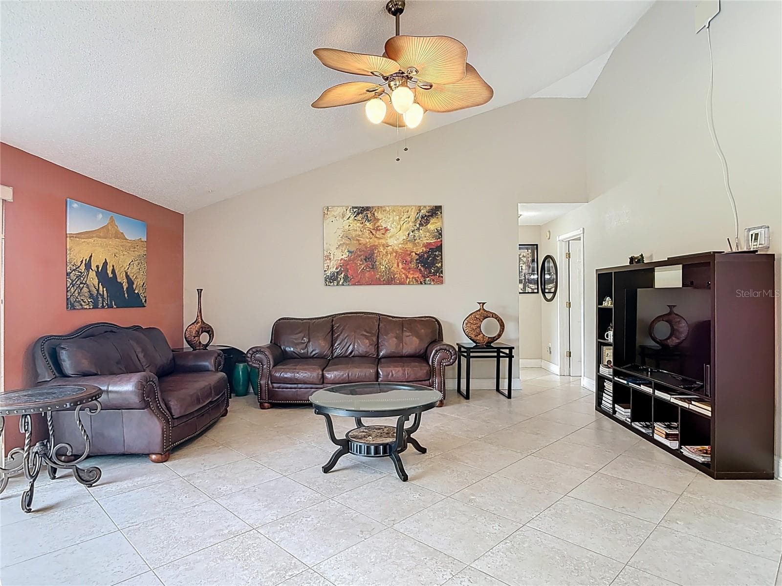 Single Family Residence at 1051 ALAMEDA DR, LONGWOOD, photo 9 of 33