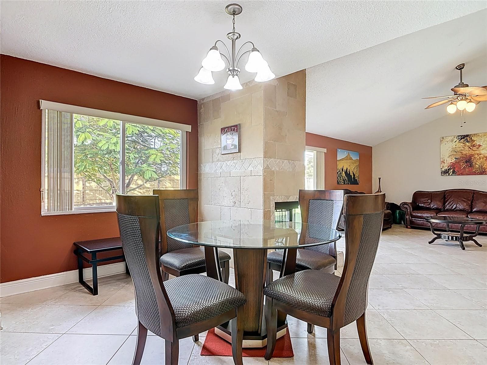 Single Family Residence at 1051 ALAMEDA DR, LONGWOOD, photo 14 of 33