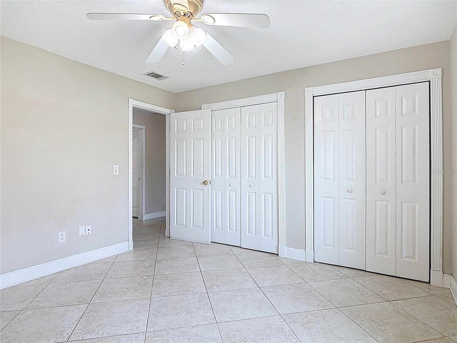 Single Family Residence at 1051 ALAMEDA DR, LONGWOOD, photo 22 of 33