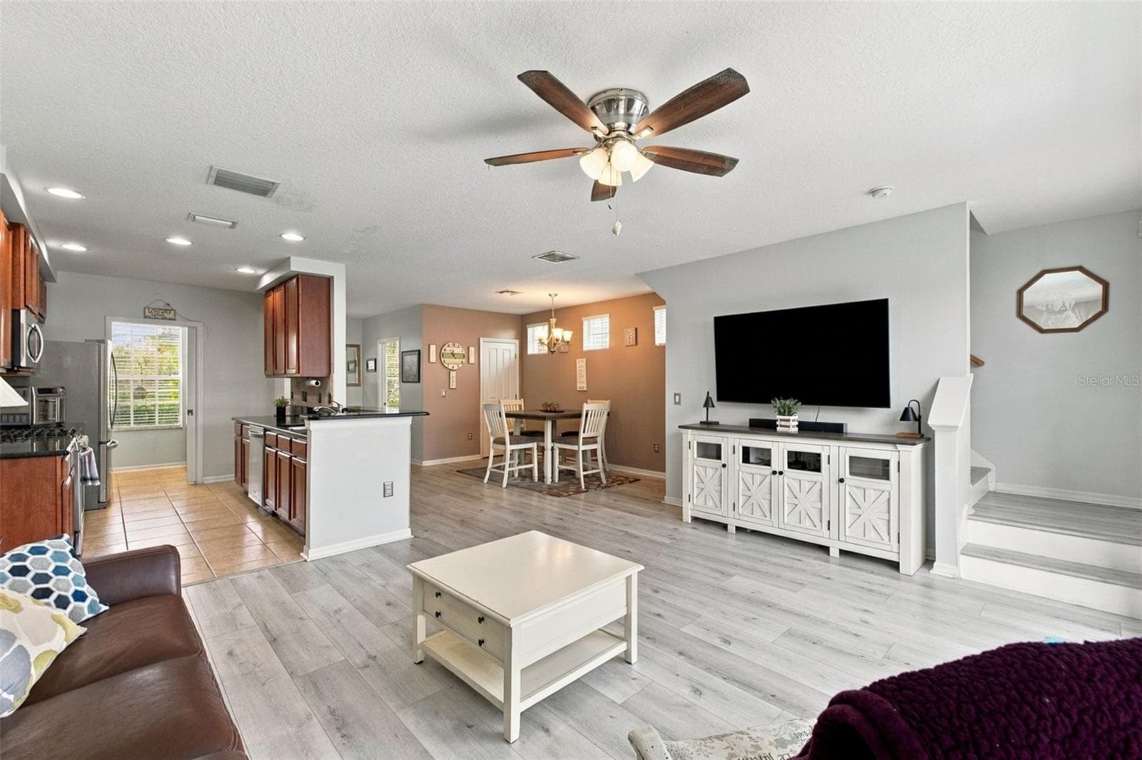 Townhouse at 10643 MARSHA DR, NEW PORT RICHEY, photo 3 of 72