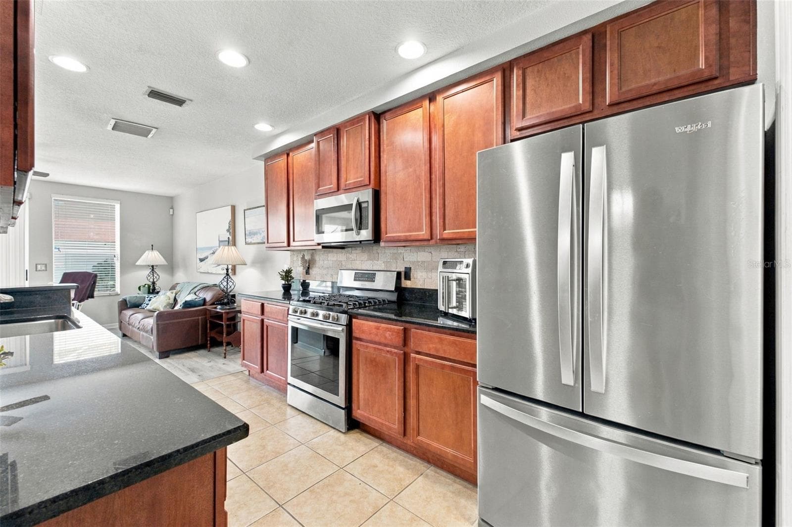 Townhouse at 10643 MARSHA DR, NEW PORT RICHEY, photo 4 of 72