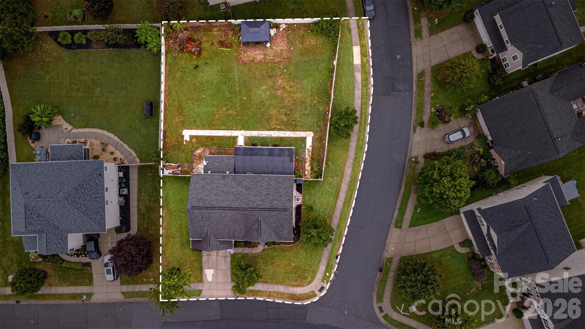 Single Family Residence at 13104 Red Vulcan Court, Charlotte, photo 42 of 48