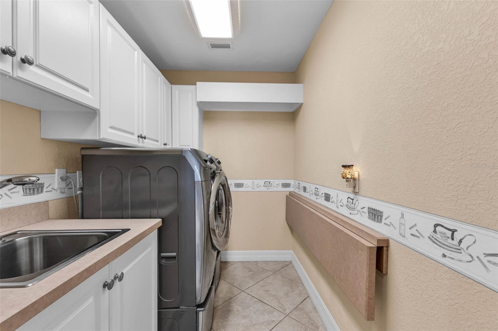 Single Family Residence at 3736 BORDEAUX DR, PUNTA GORDA, photo 34 of 44