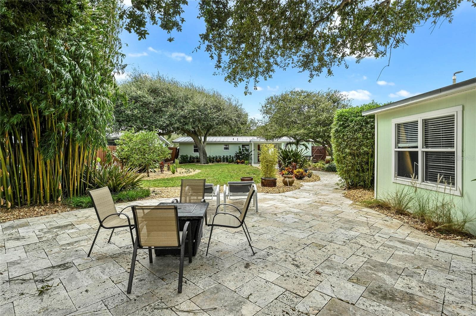 Single Family Residence at 511 EVERGREEN ST, NEW SMYRNA BEACH, photo 19 of 27
