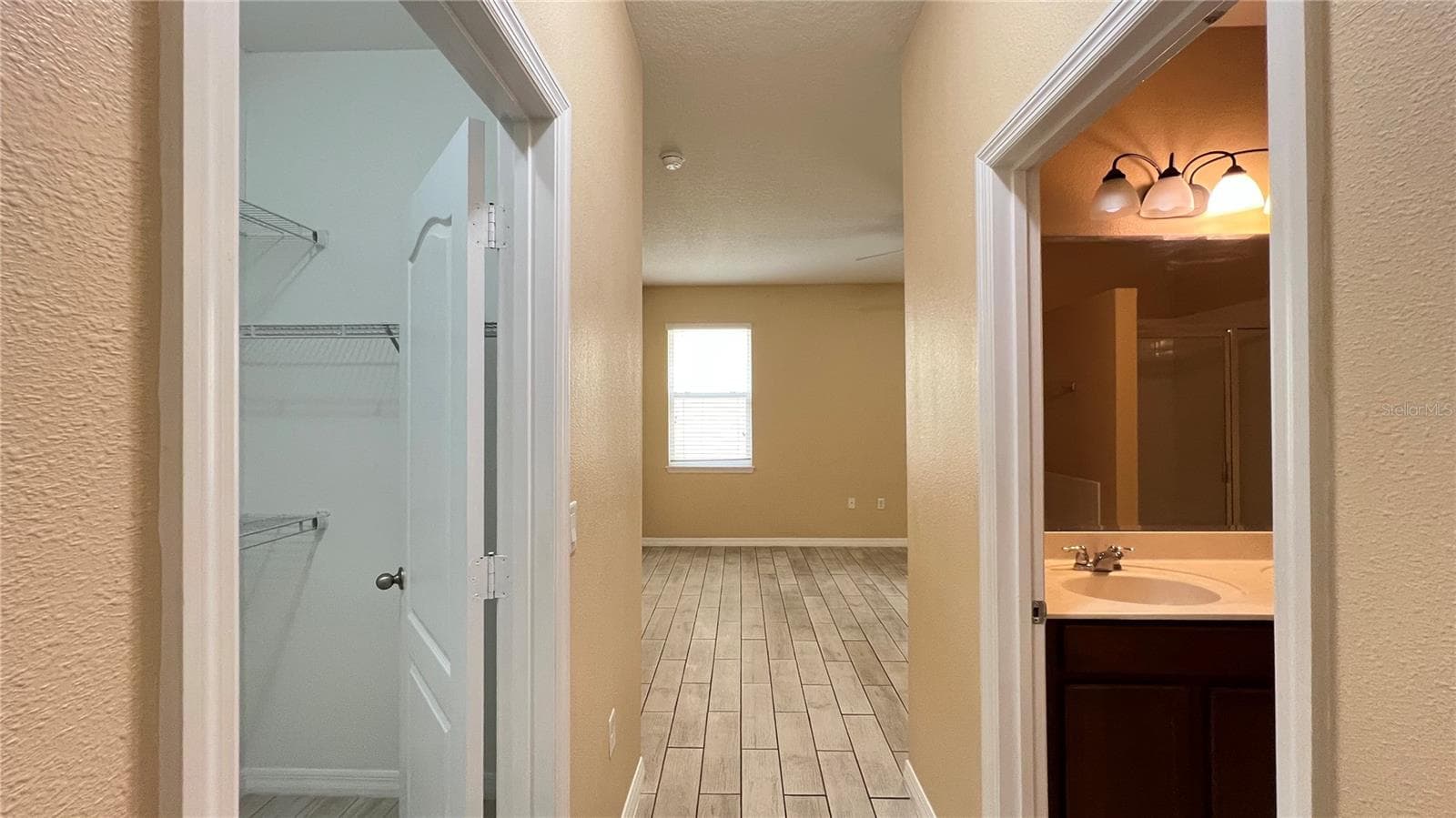 Single Family Residence at 16036 YELLOWEYED DR, CLERMONT, photo 26 of 43
