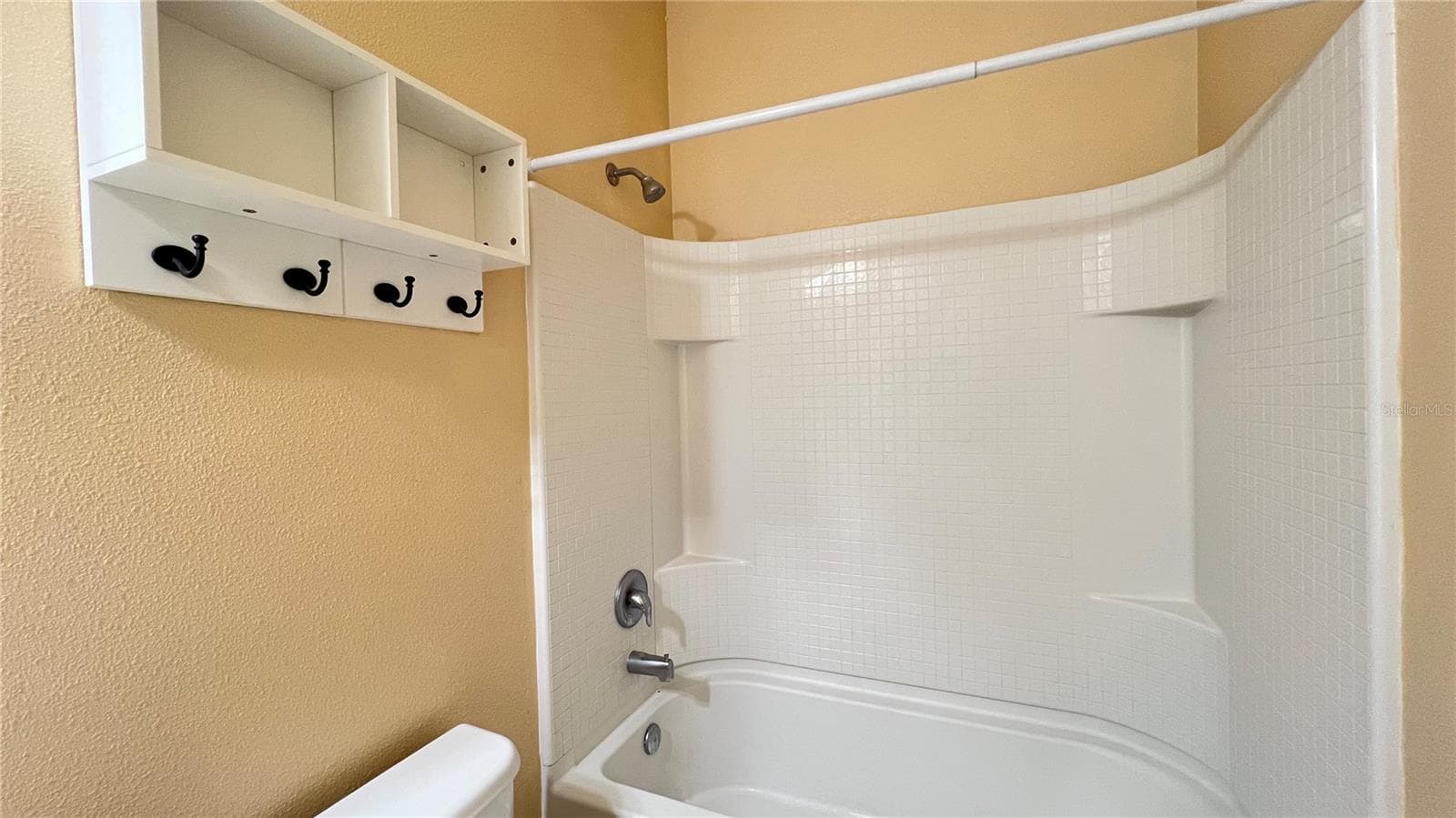 Single Family Residence at 16036 YELLOWEYED DR, CLERMONT, photo 42 of 43