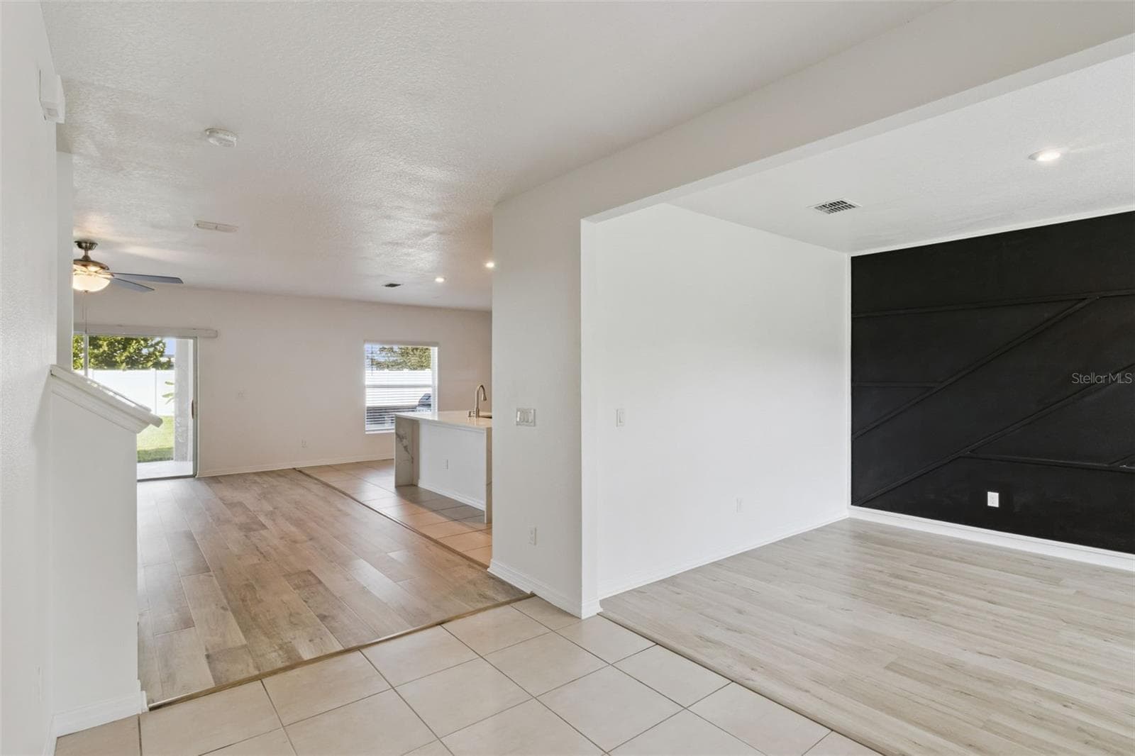 Single Family Residence at 4108 DEERMOSS DR, CLERMONT, photo 4 of 35