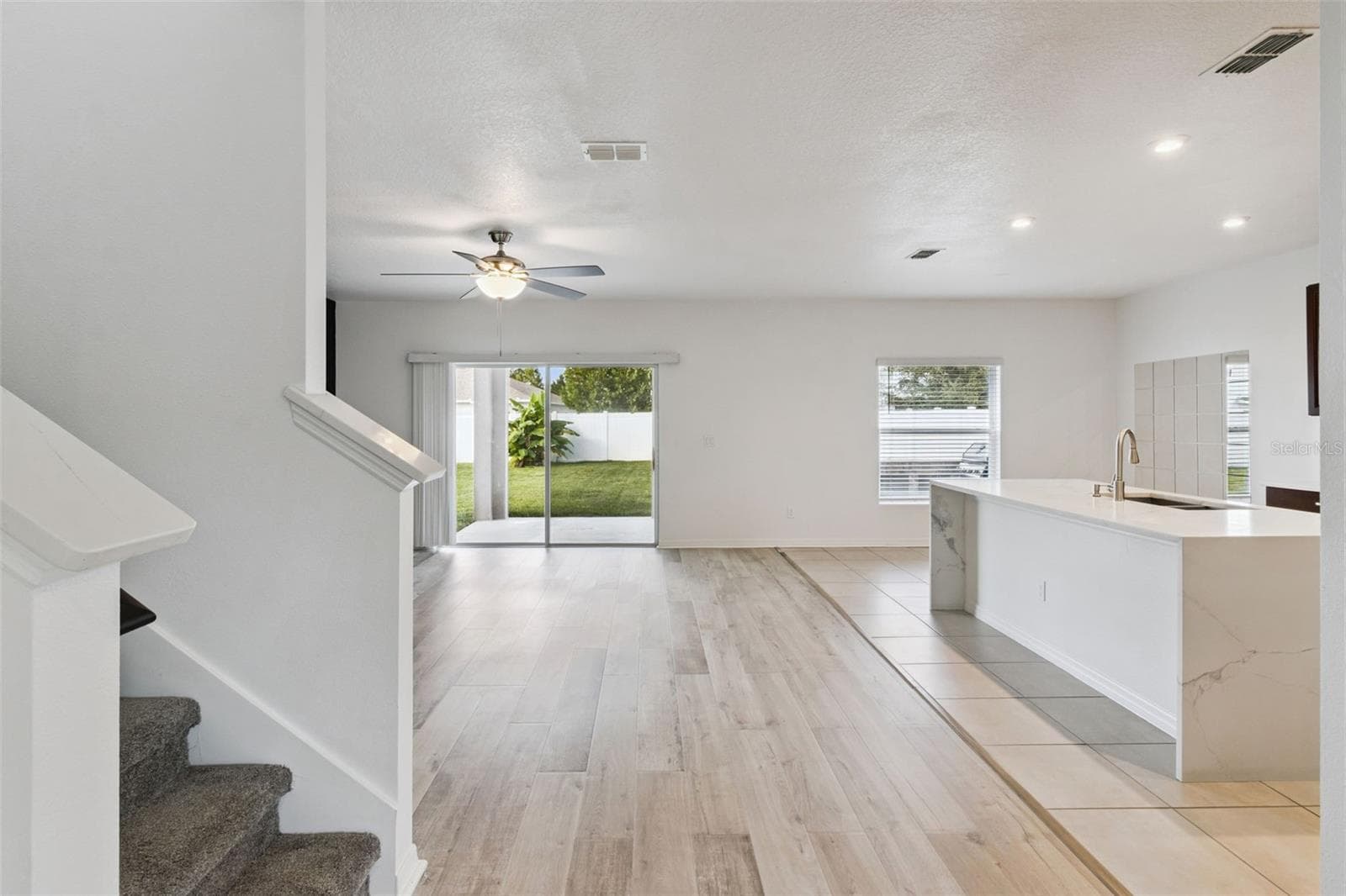 Single Family Residence at 4108 DEERMOSS DR, CLERMONT, photo 8 of 35