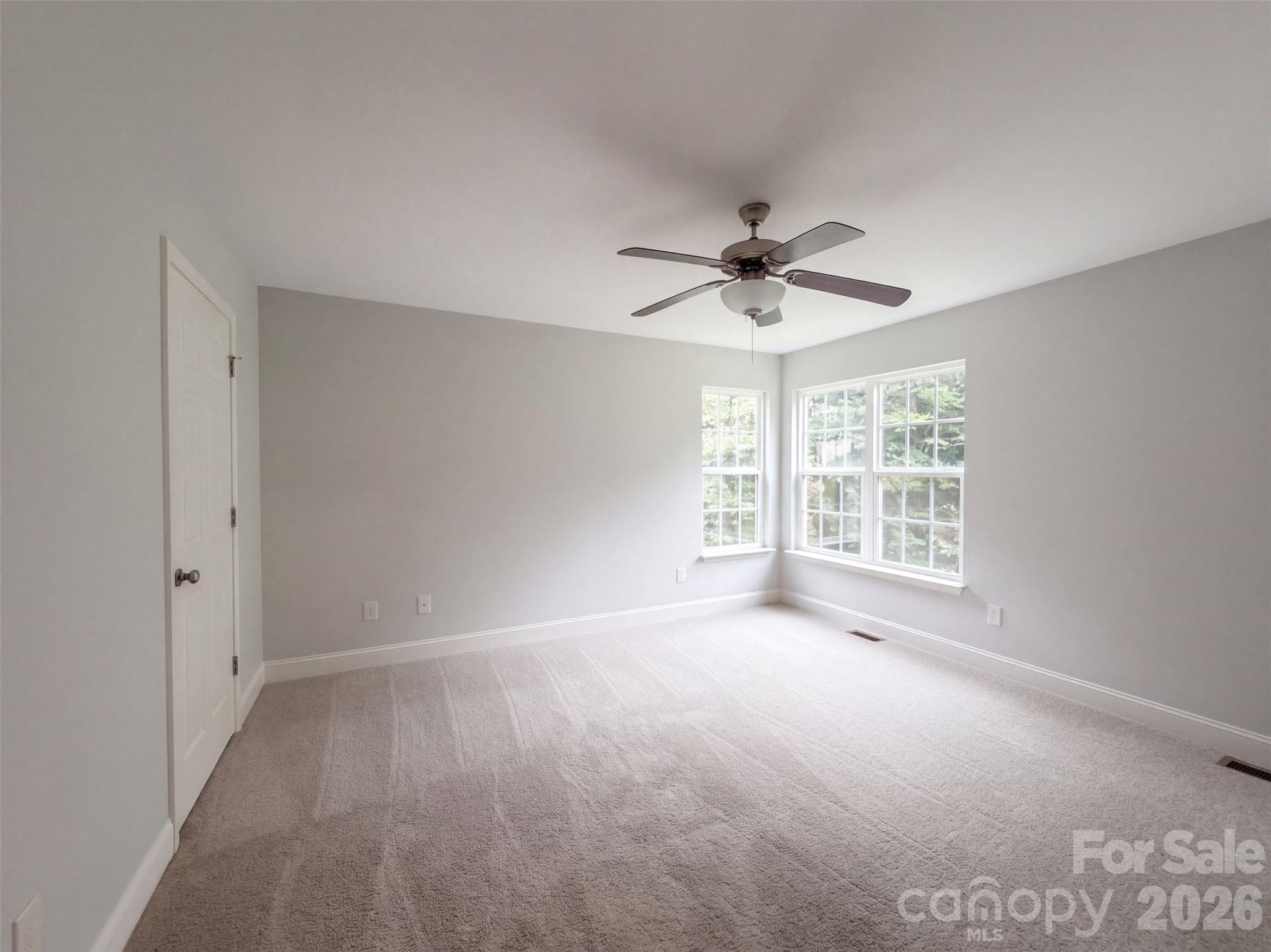 Single Family Residence at 117 Sundance Circle, Statesville, photo 4 of 30