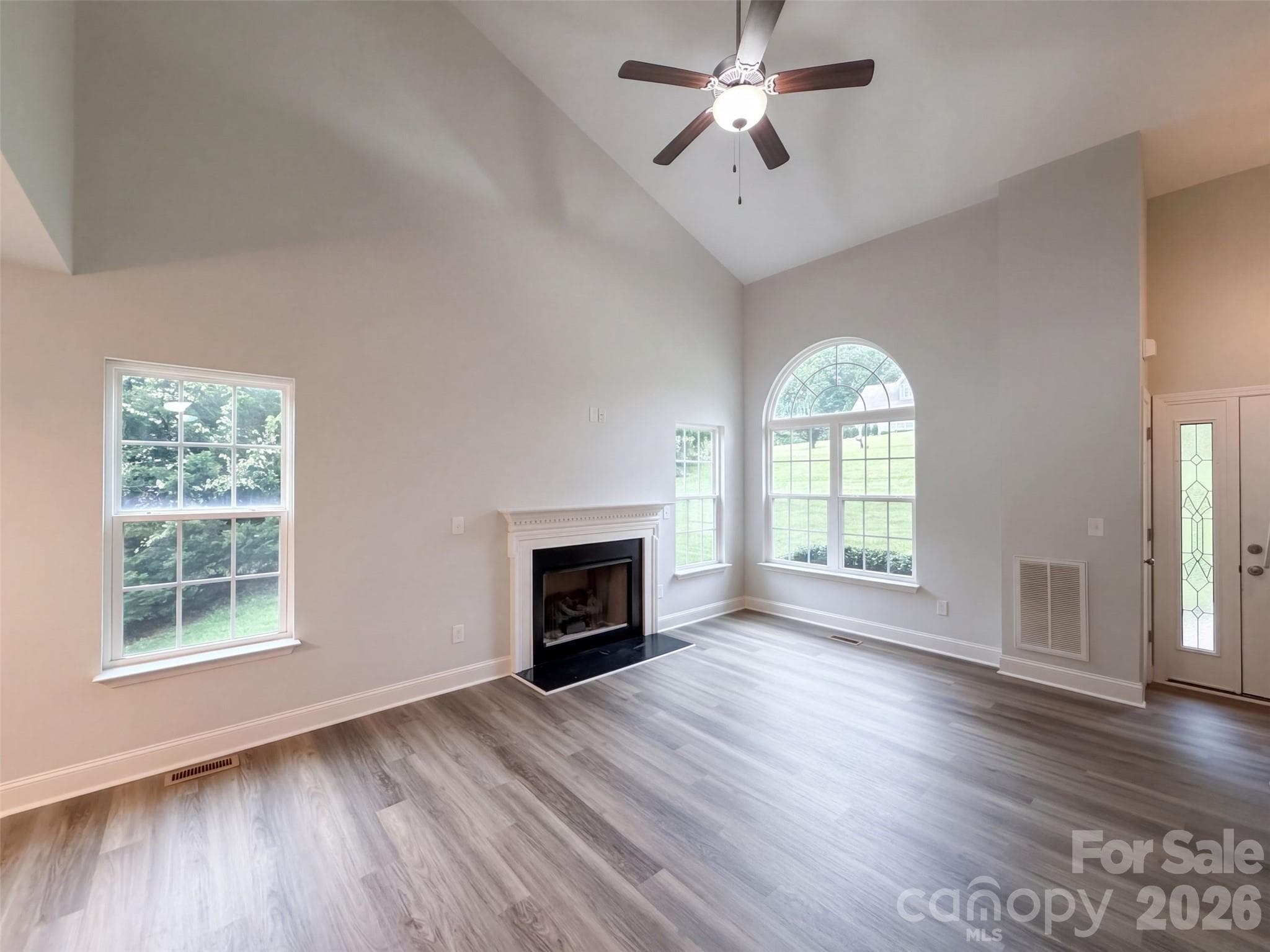 Single Family Residence at 117 Sundance Circle, Statesville, photo 9 of 30