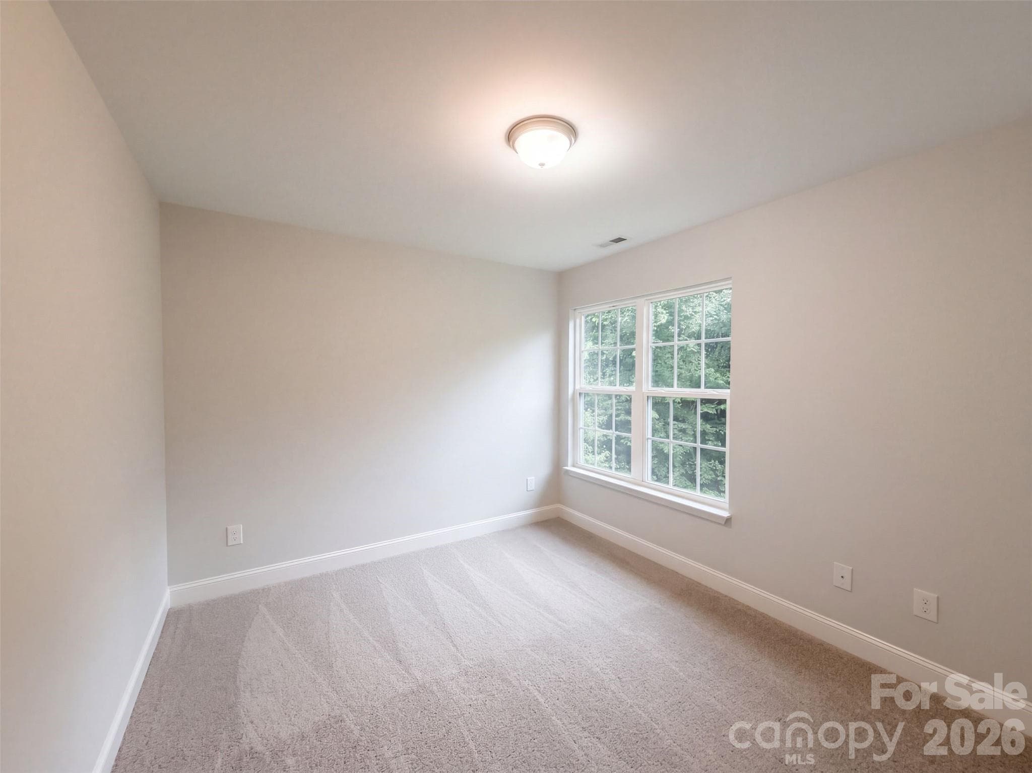 Single Family Residence at 117 Sundance Circle, Statesville, photo 11 of 30