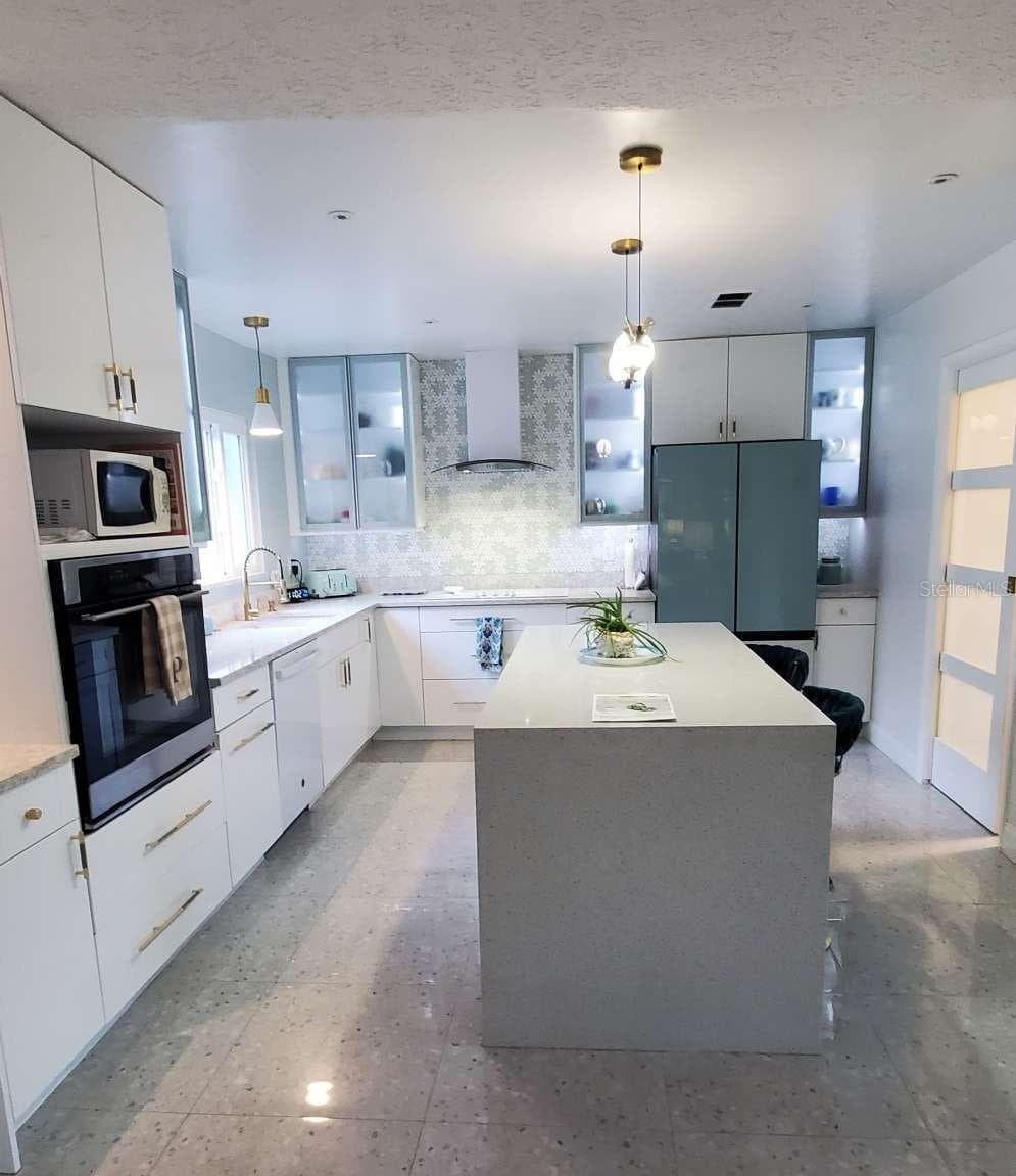 Single Family Residence at 5017 E 127TH AVE, TEMPLE TERRACE, photo 15 of 24