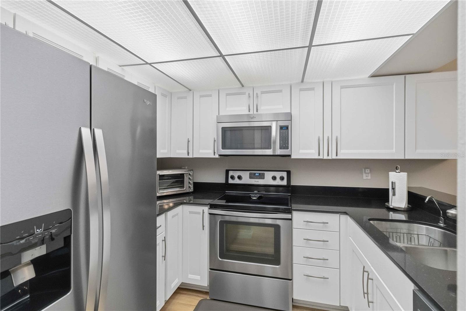 Condominium at 3281 BENEVA RD #104, SARASOTA, photo 9 of 23