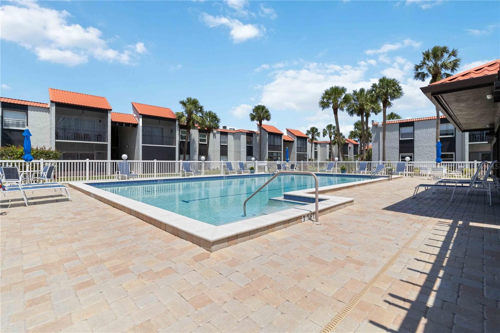 Condominium at 3281 BENEVA RD #104, SARASOTA, photo 19 of 23